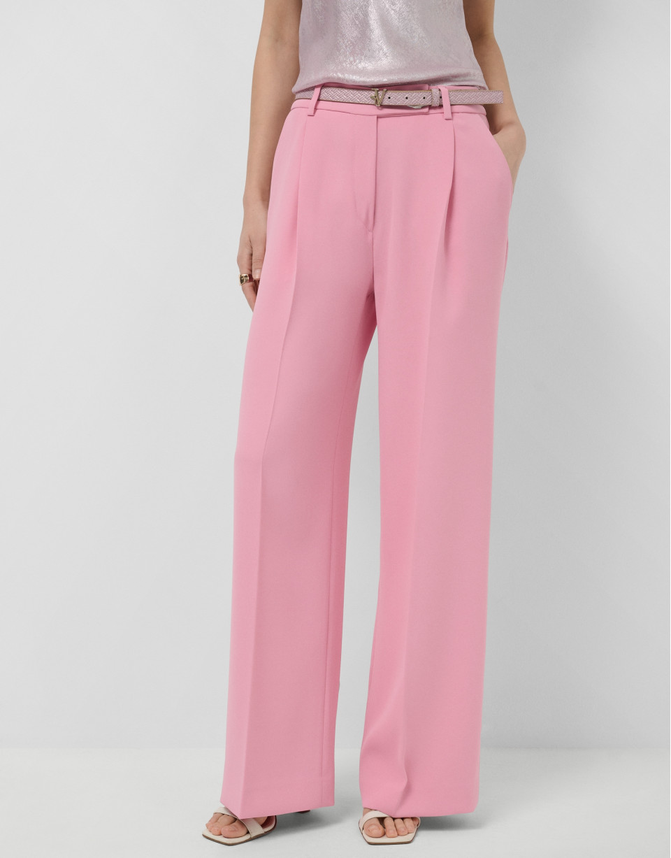 Straight trousers with pink crepe pleats | Roberto Verino