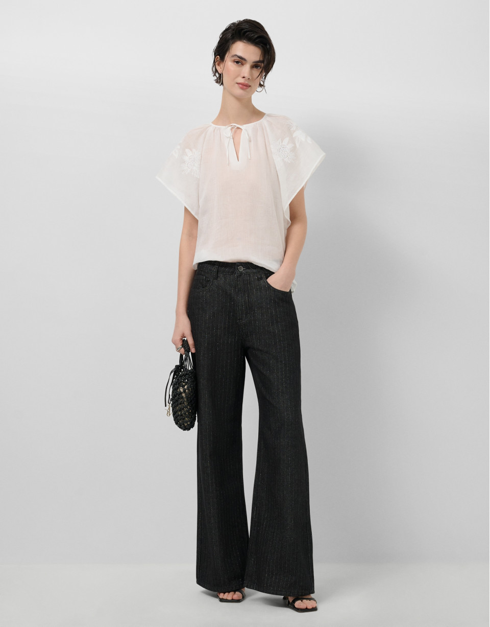 White ramie blouse with floral embroidery | Roberto Verino