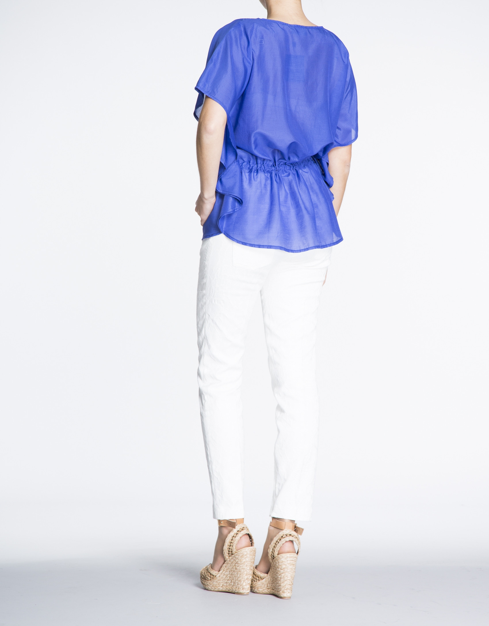 Klein blue loose blouse with embroidered leaves