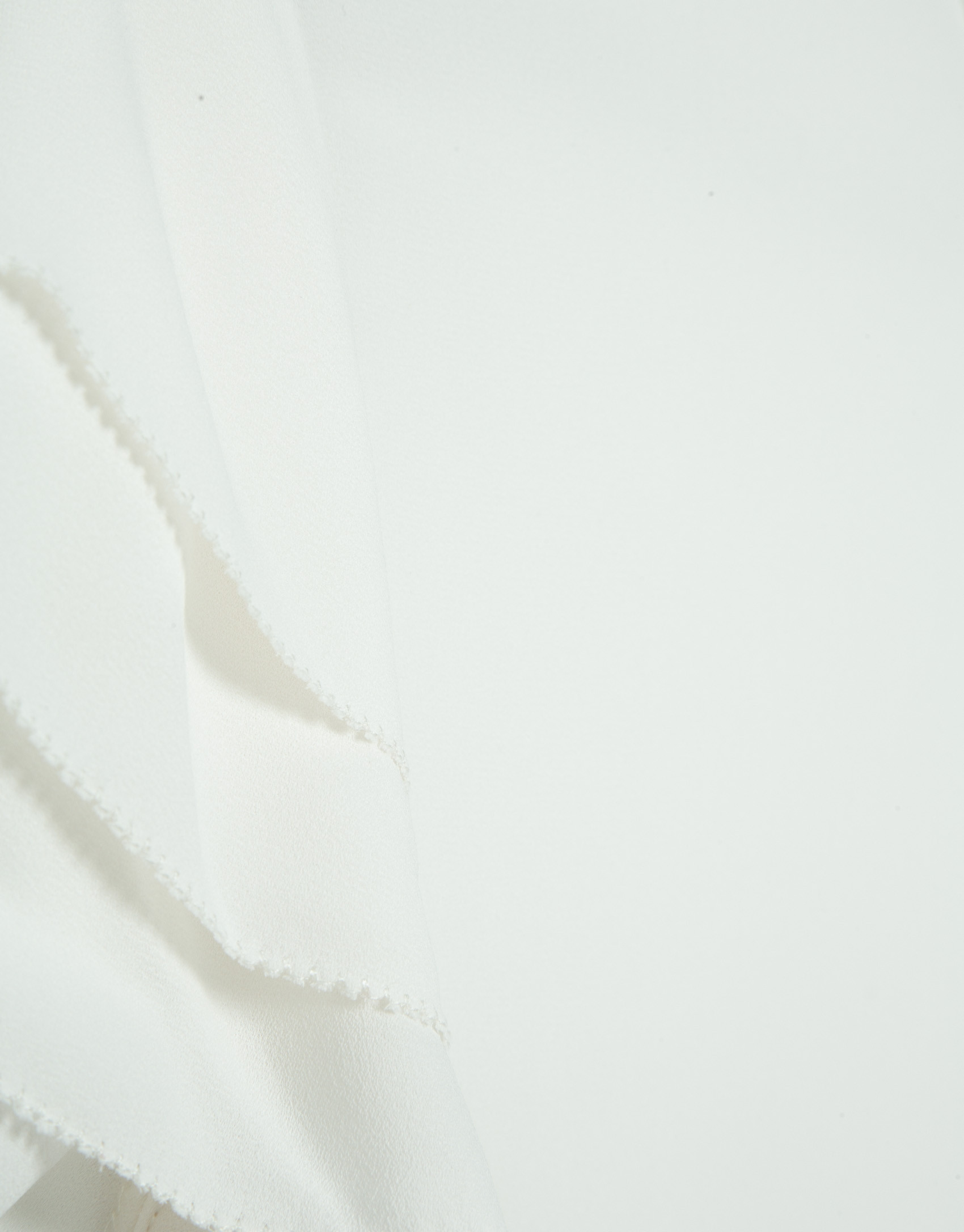 Ecru short-sleeved blouse with ruffles - Woman | Roberto Verino