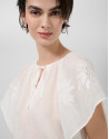 White ramie blouse with floral embroidery | Roberto Verino