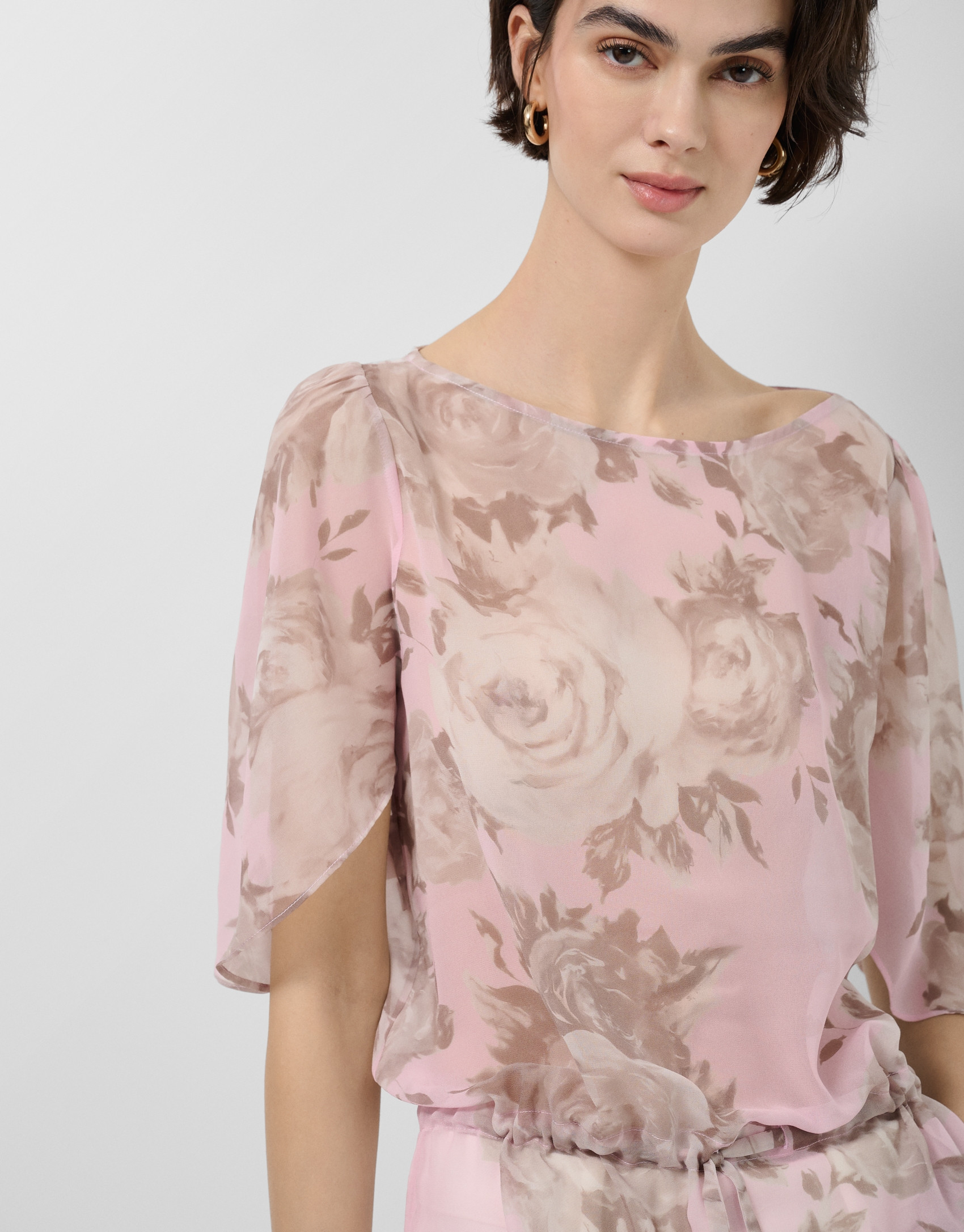 Blusón manga volante gasa estampado floral rosa | Roberto Verino