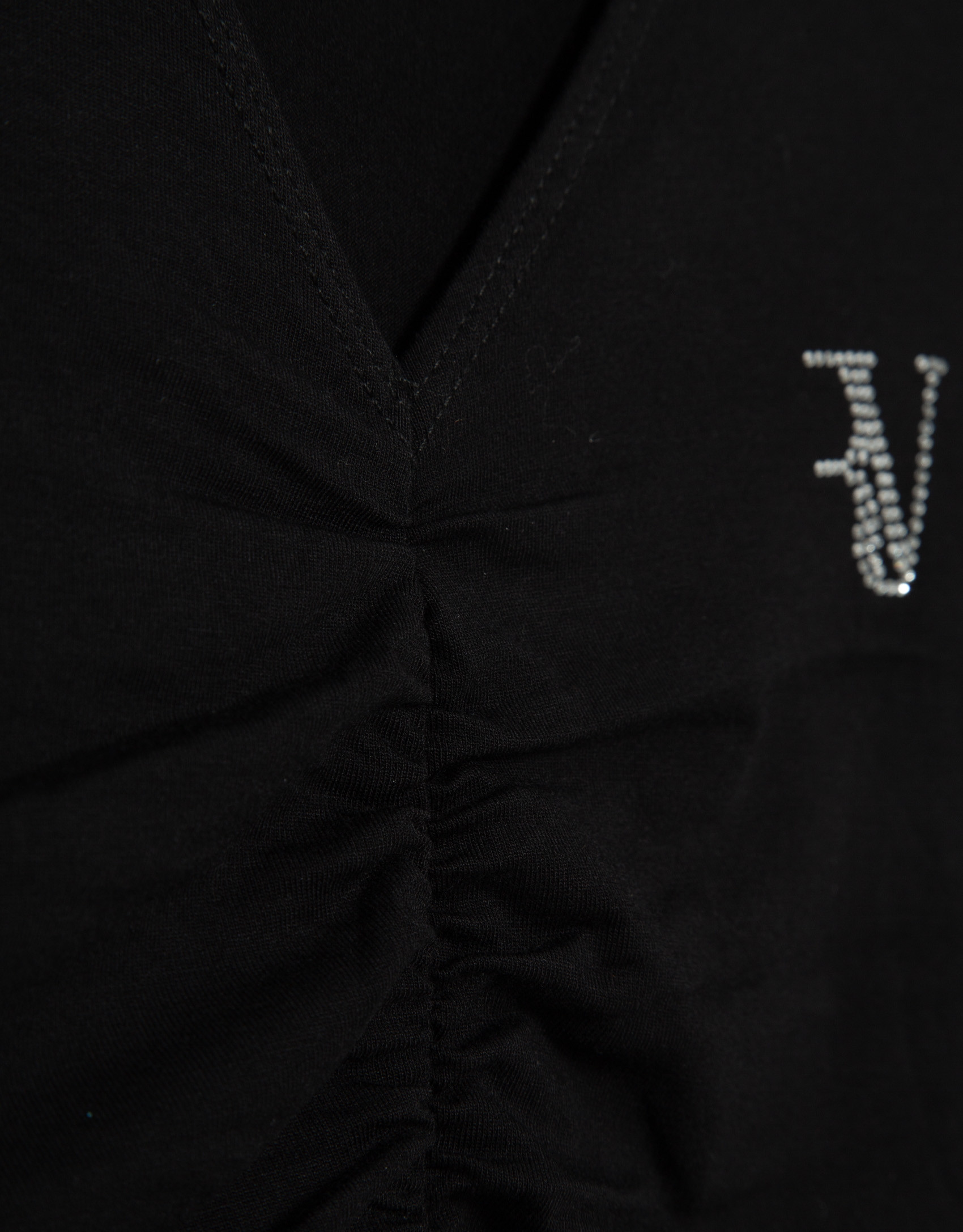 Camiseta manga corta negra con drapeado - Mujer | Roberto Verino
