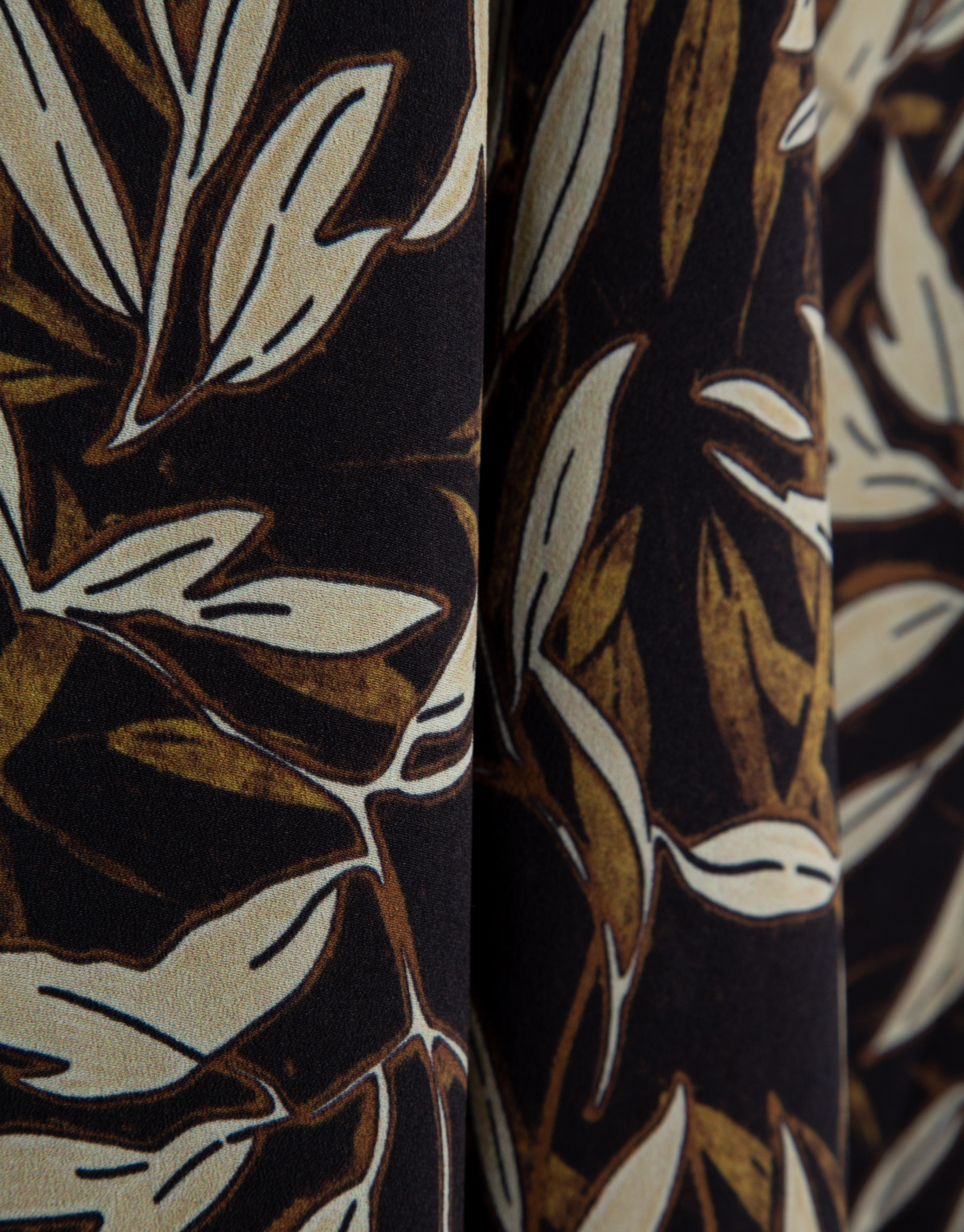 Brown leaf print crepe sleeveless dress - Woman | Roberto Verino