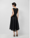 Vestido ramio negro con bordado floral a tono | Roberto Verino
