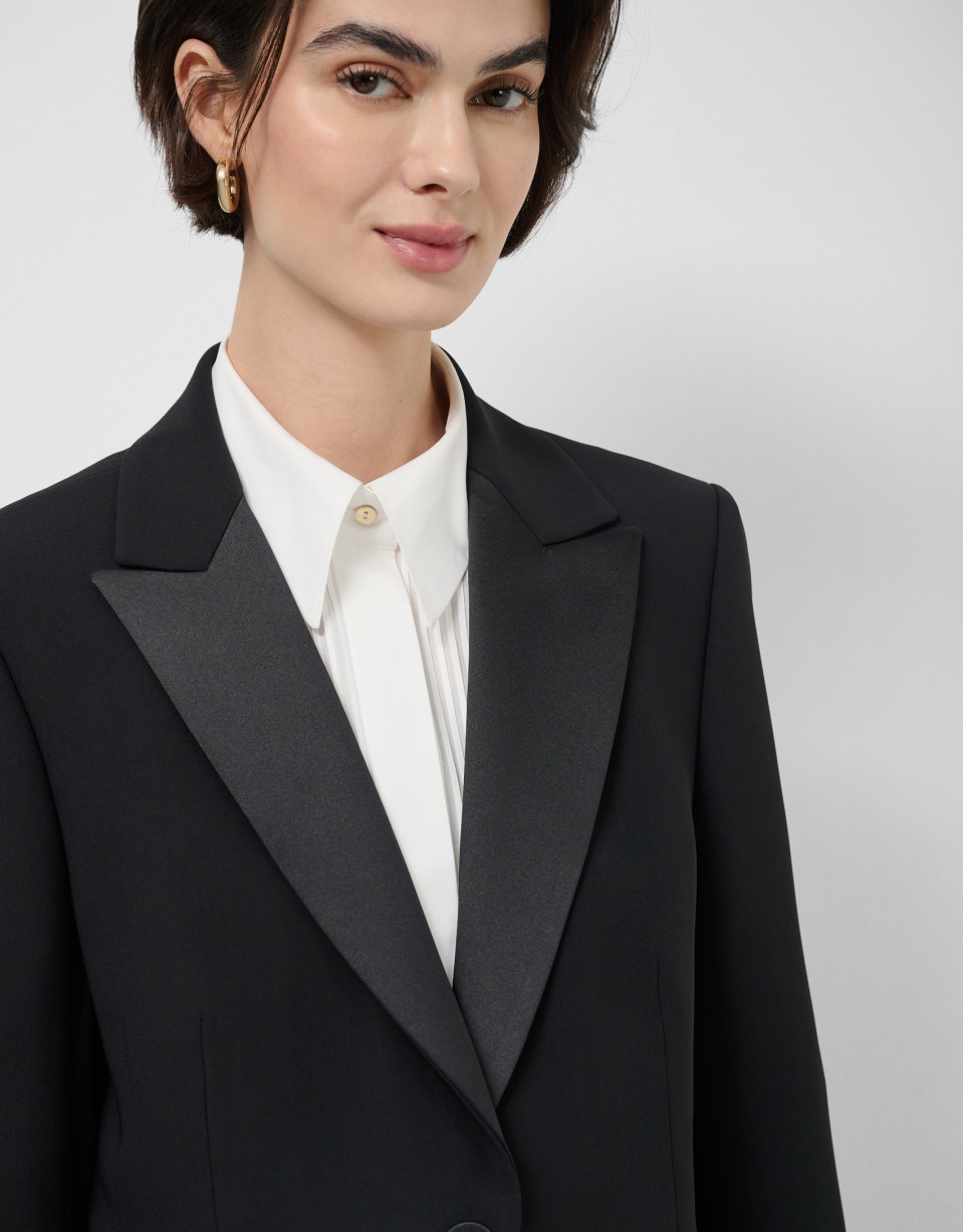 Black crepe tuxedo blazer - Woman - SS2026 | Roberto Verino