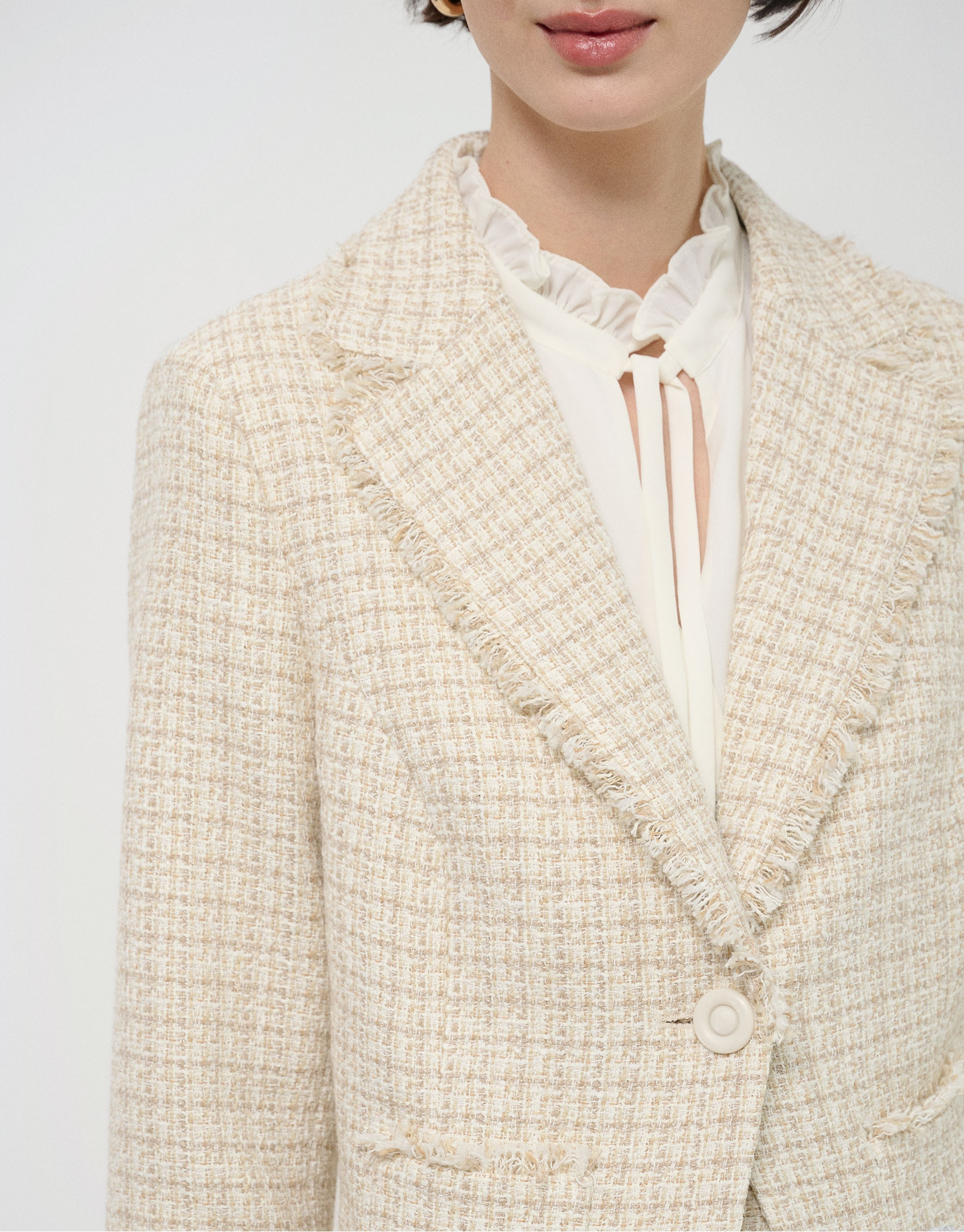 Beige short jacket with fancy thread weave | Roberto Verino