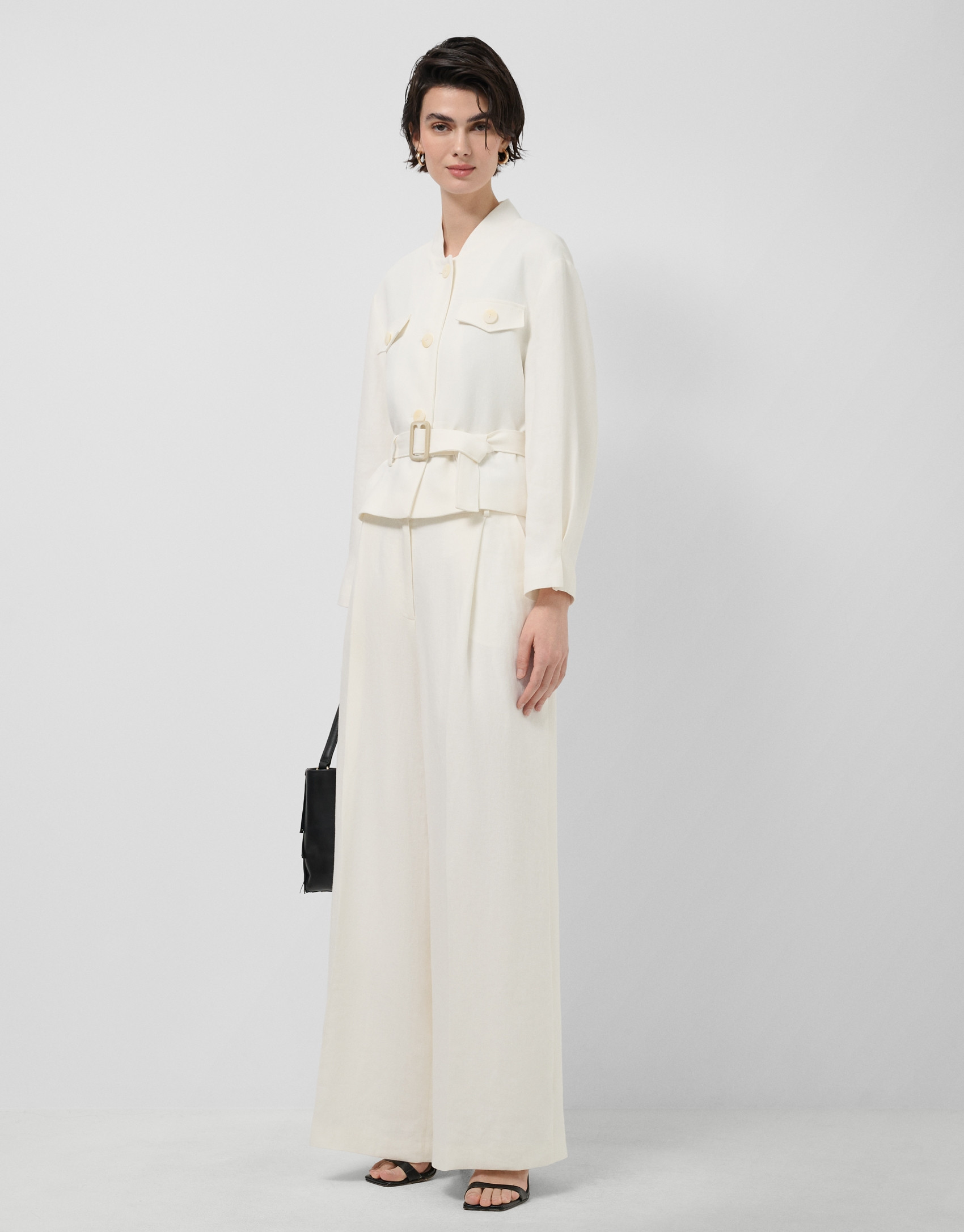 Short jacket in off-white linen blend - Woman | Roberto Verino