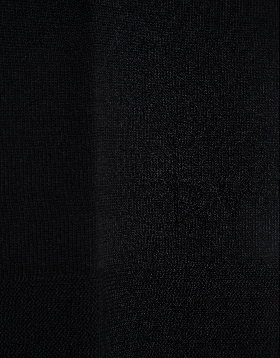 Black seamless three-quarter sleeve jumper | Roberto Verino