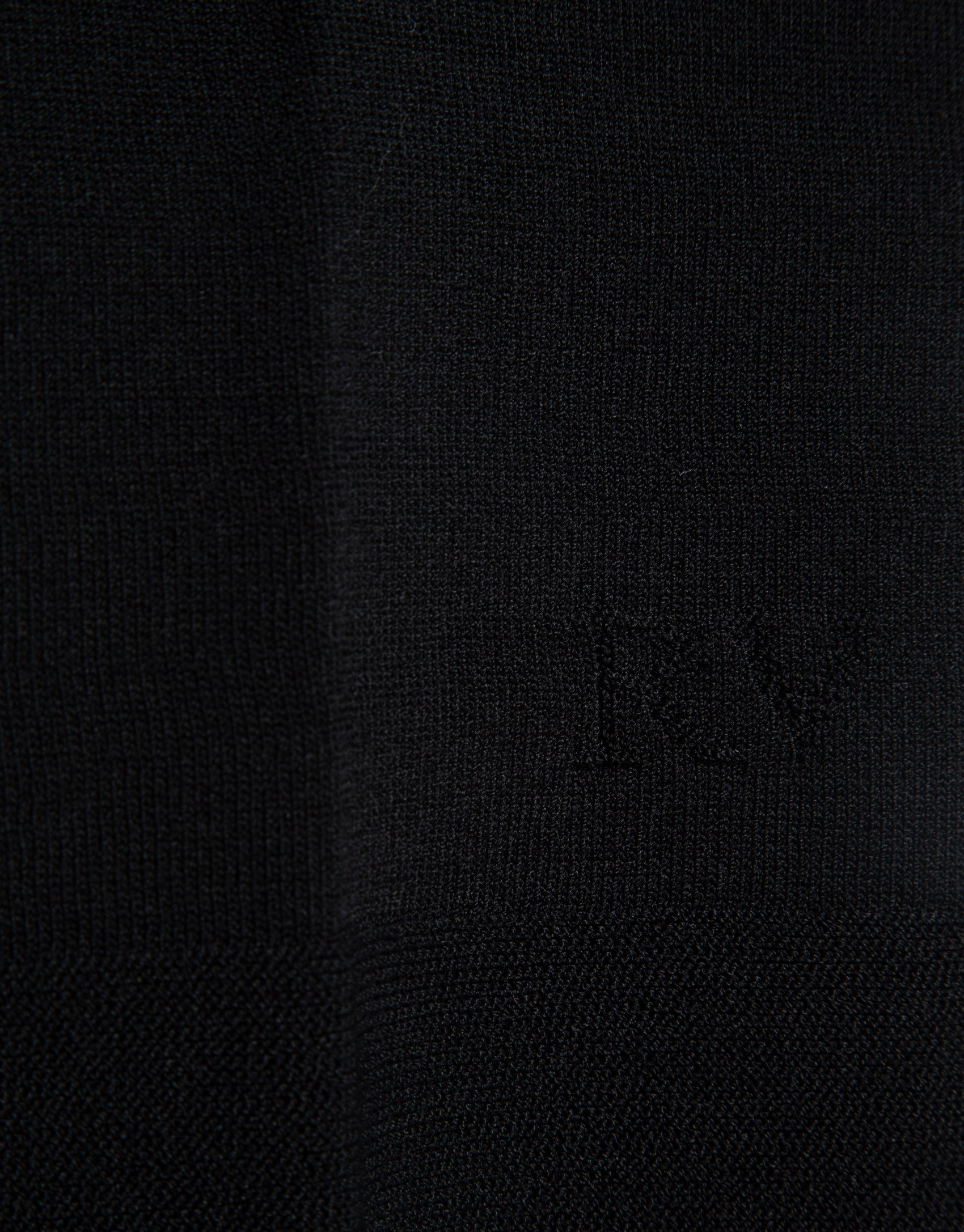 Black seamless three-quarter sleeve jumper | Roberto Verino