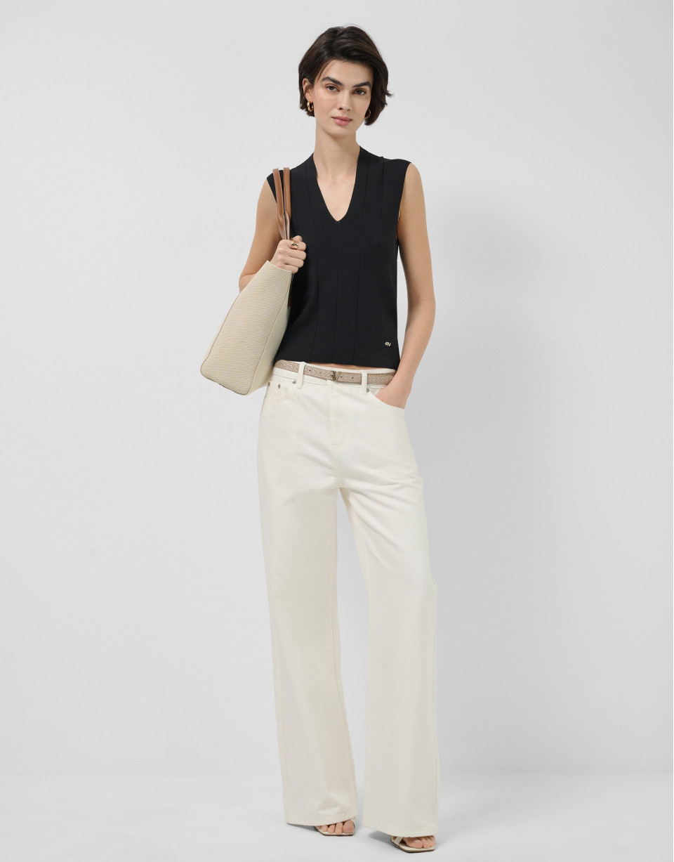 Black V-neck top in plain knit - Woman - SS2026 | Roberto Verino