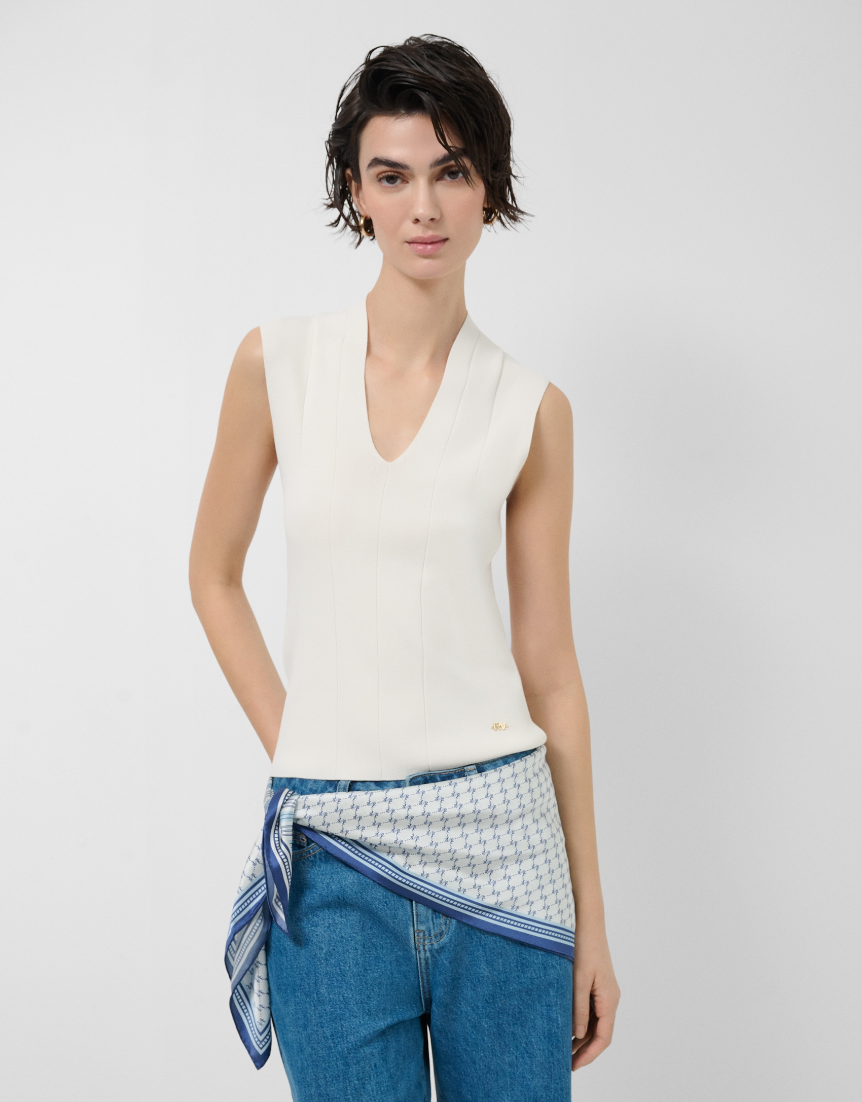 Top escote pico punto roma crudo - Mujer | Roberto Verino