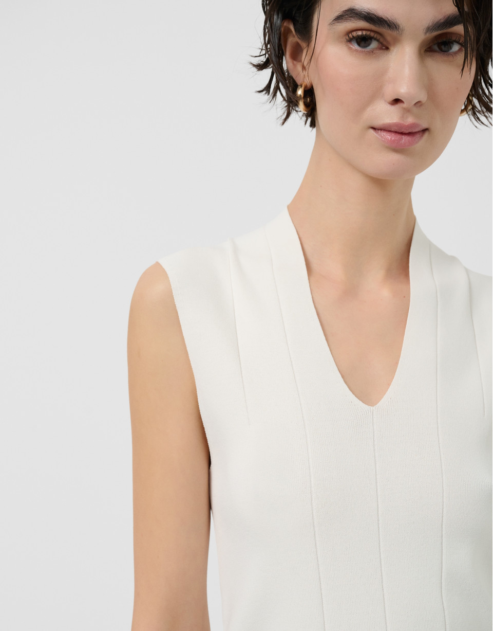 Ecru V-neck top in Roma knit - Woman - SS2026 | Roberto Verino