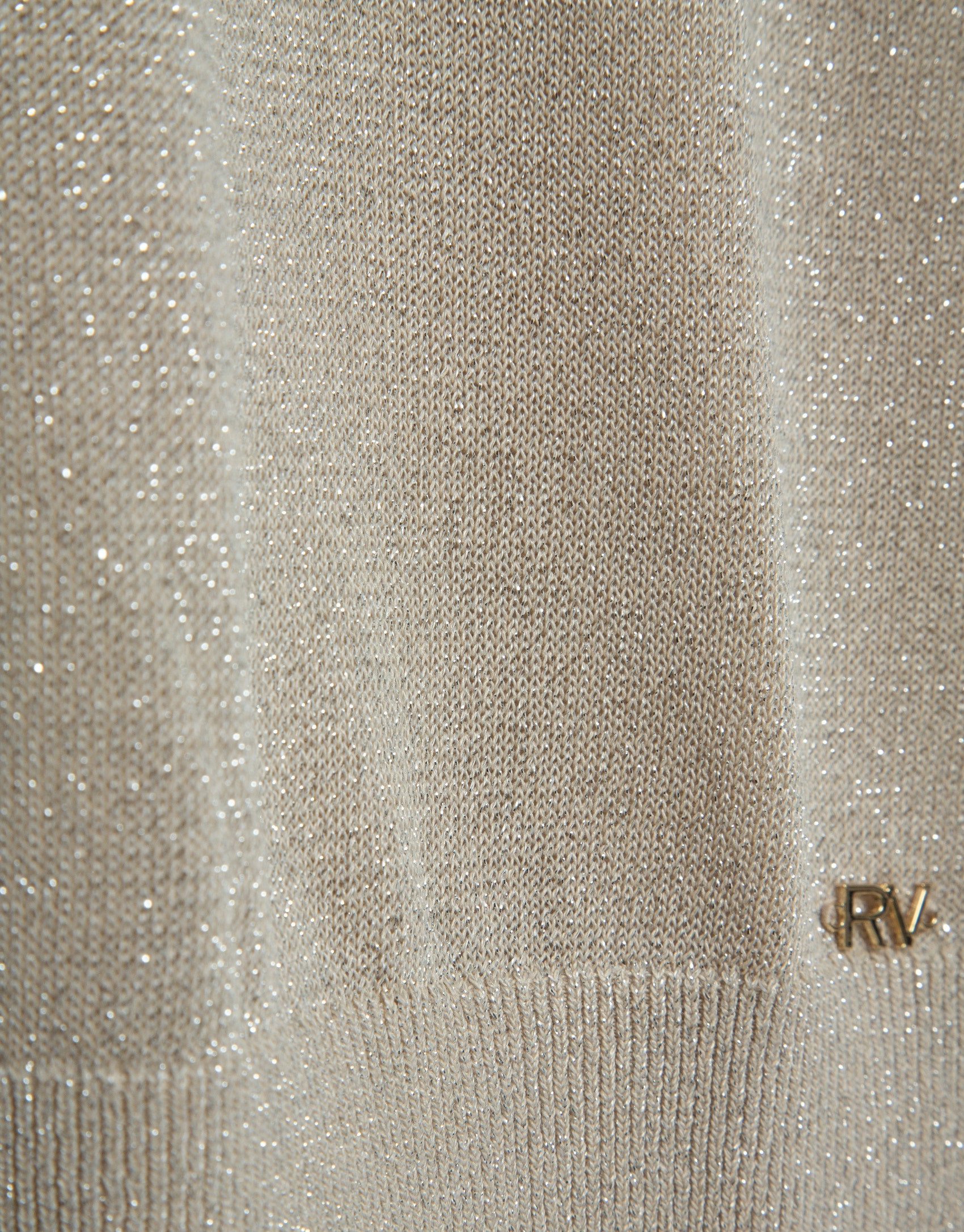 Beige fine V-neck jumper - Woman - SS2026 | Roberto Verino