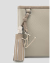 Bolso de hombro Dafne Messenger nailon beige | Roberto Verino