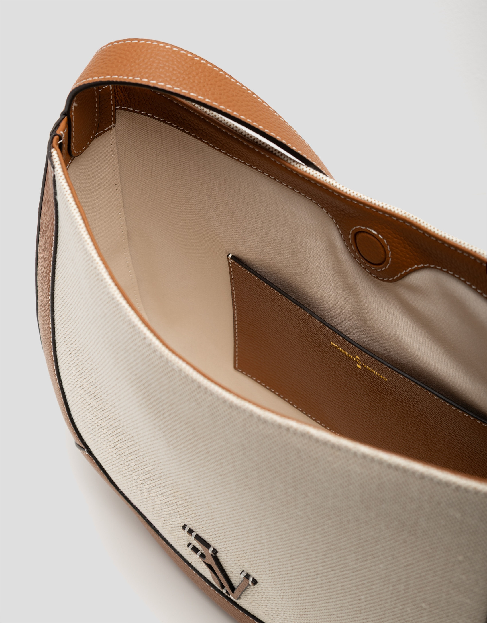 Iera Hobo shoulder bag in canvas and camel ... | Roberto Verino
