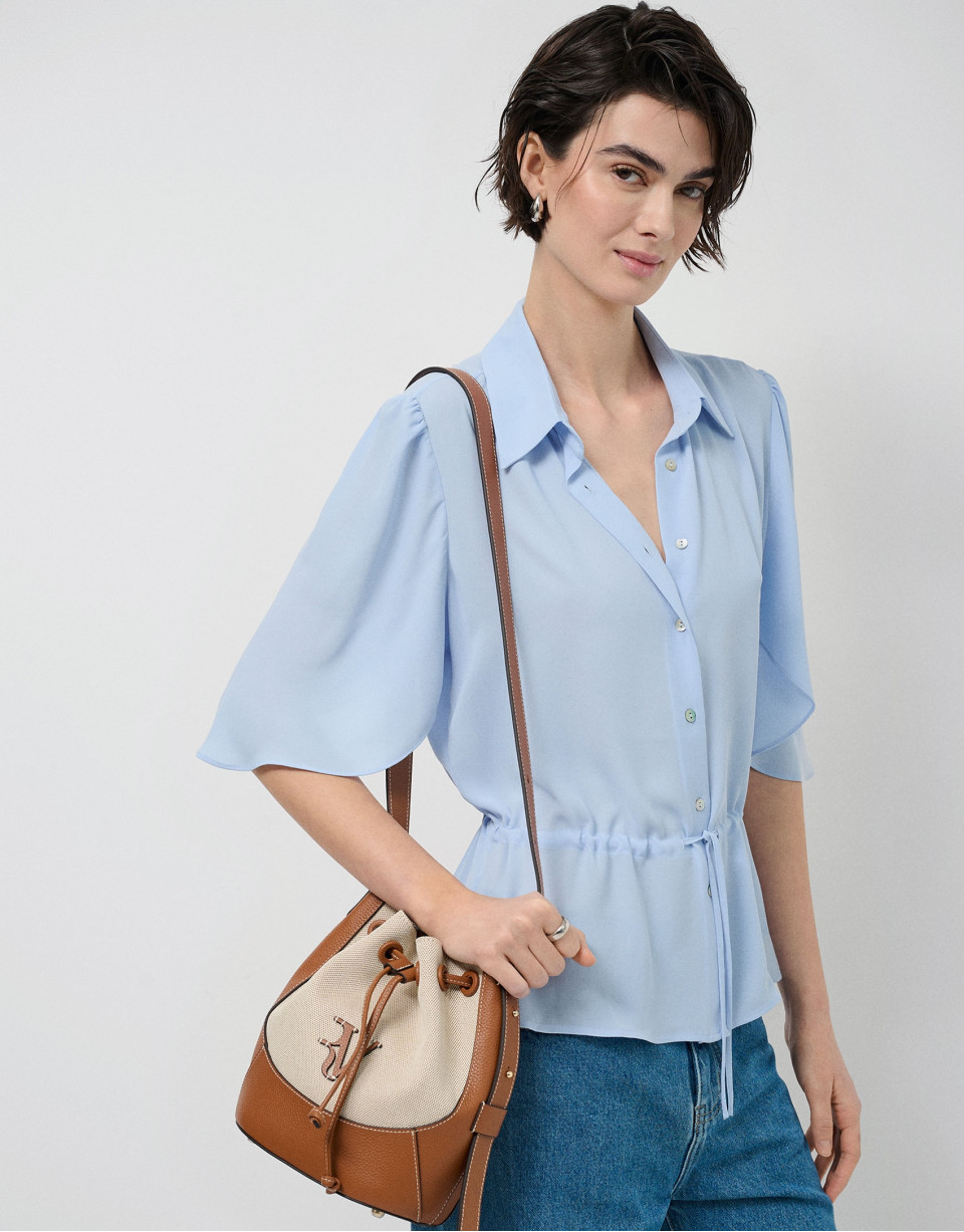 Iera Bucket shoulder bag in canvas and camel ... | Roberto Verino