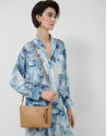 Clara Messenger camel leather shoulder bag | Roberto Verino