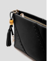 Clara Messenger black leather shoulder bag | Roberto Verino
