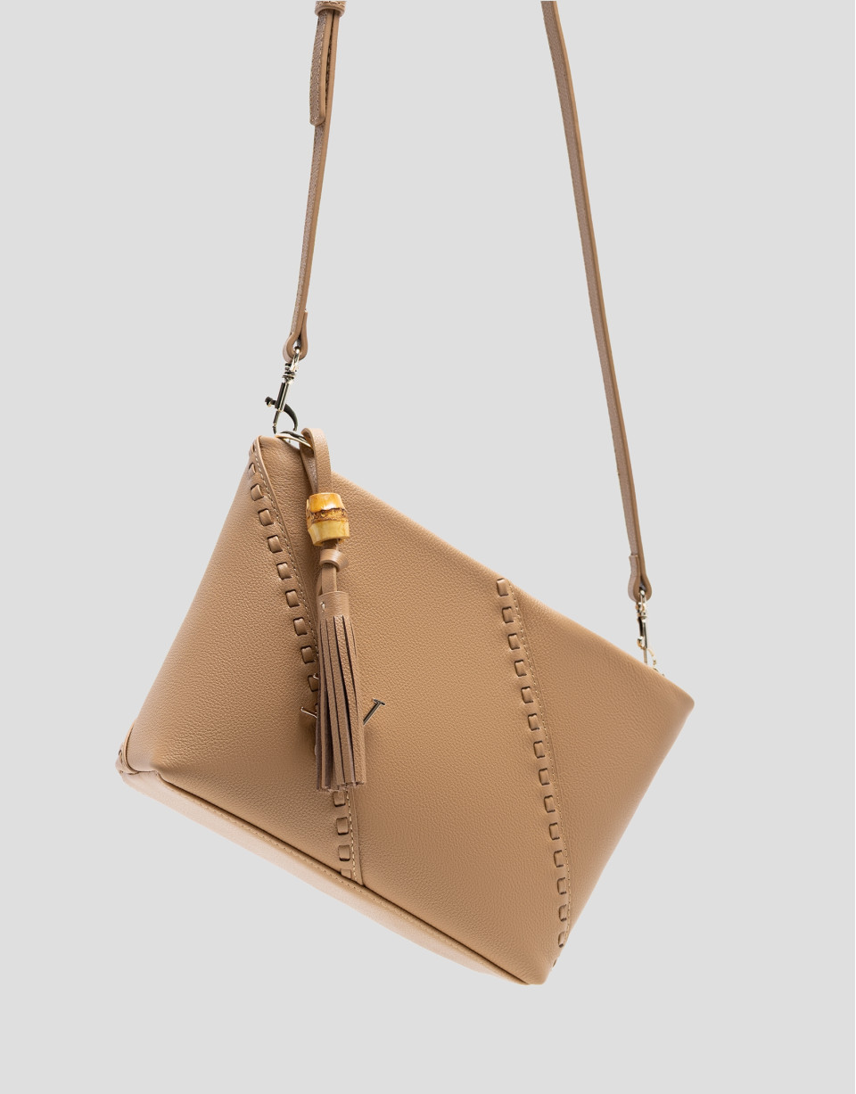 Clara Messenger camel leather shoulder bag | Roberto Verino