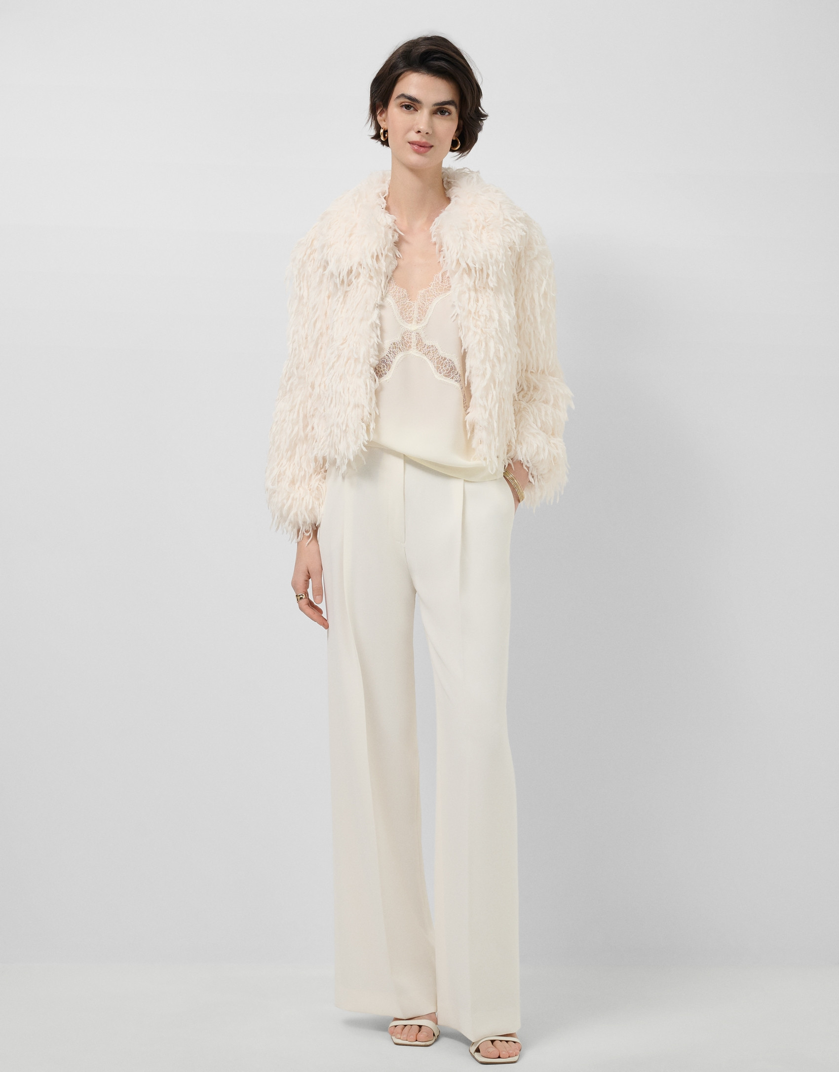 Ecru lingerie top with lace - Woman - SS2026 | Roberto Verino