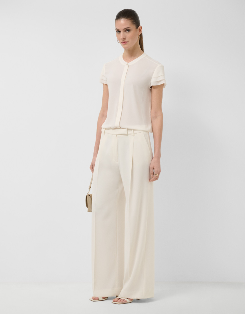 Ecru short-sleeved blouse with ruffles - Woman | Roberto Verino