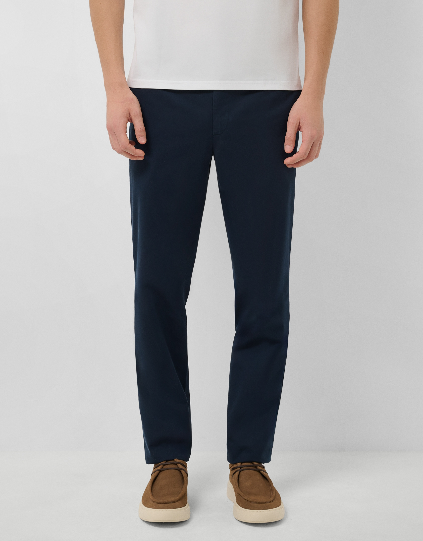 Navy blue dyed chino trousers - Man - SS2026 | Roberto Verino