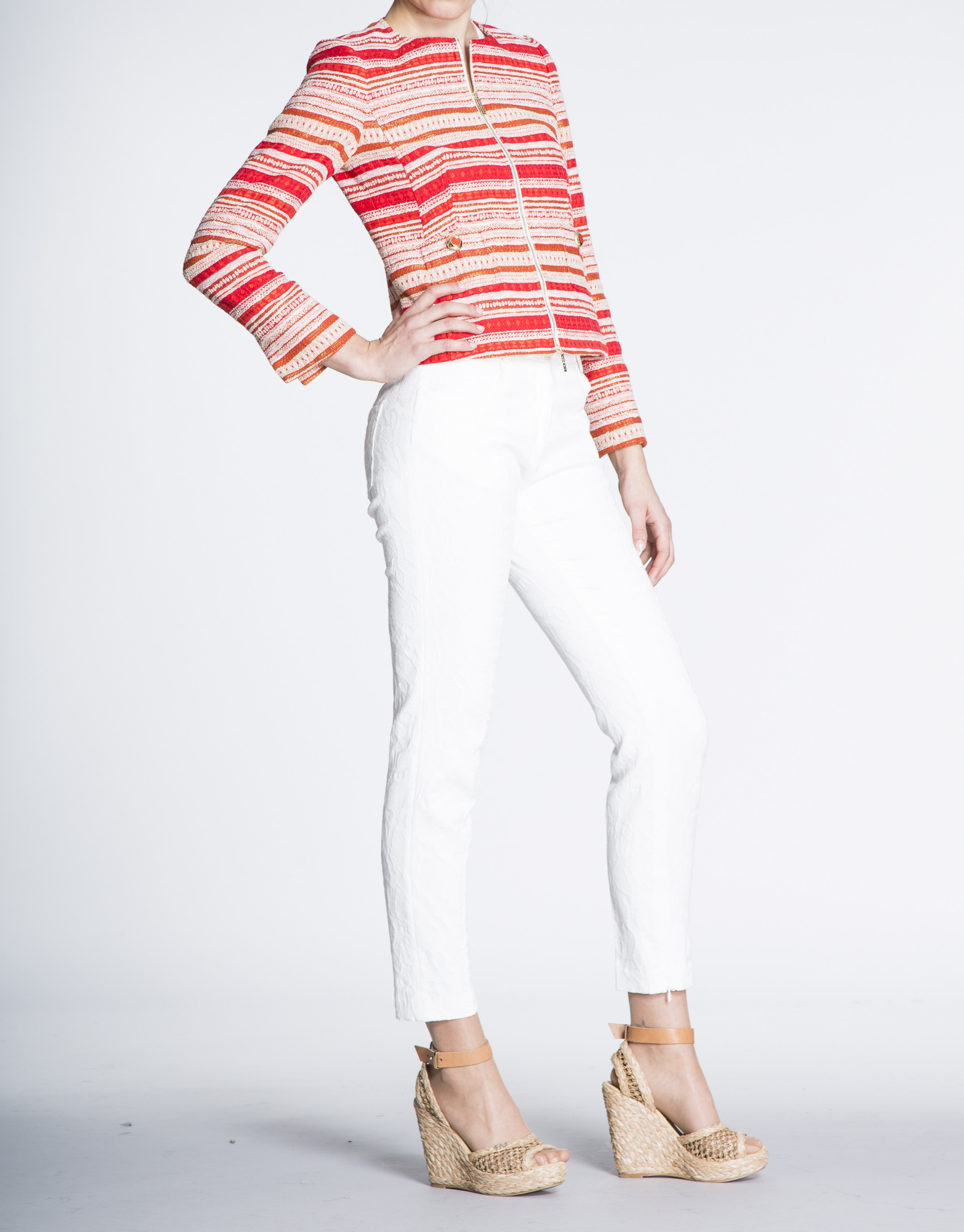 Short ethnic print jacquard jacket