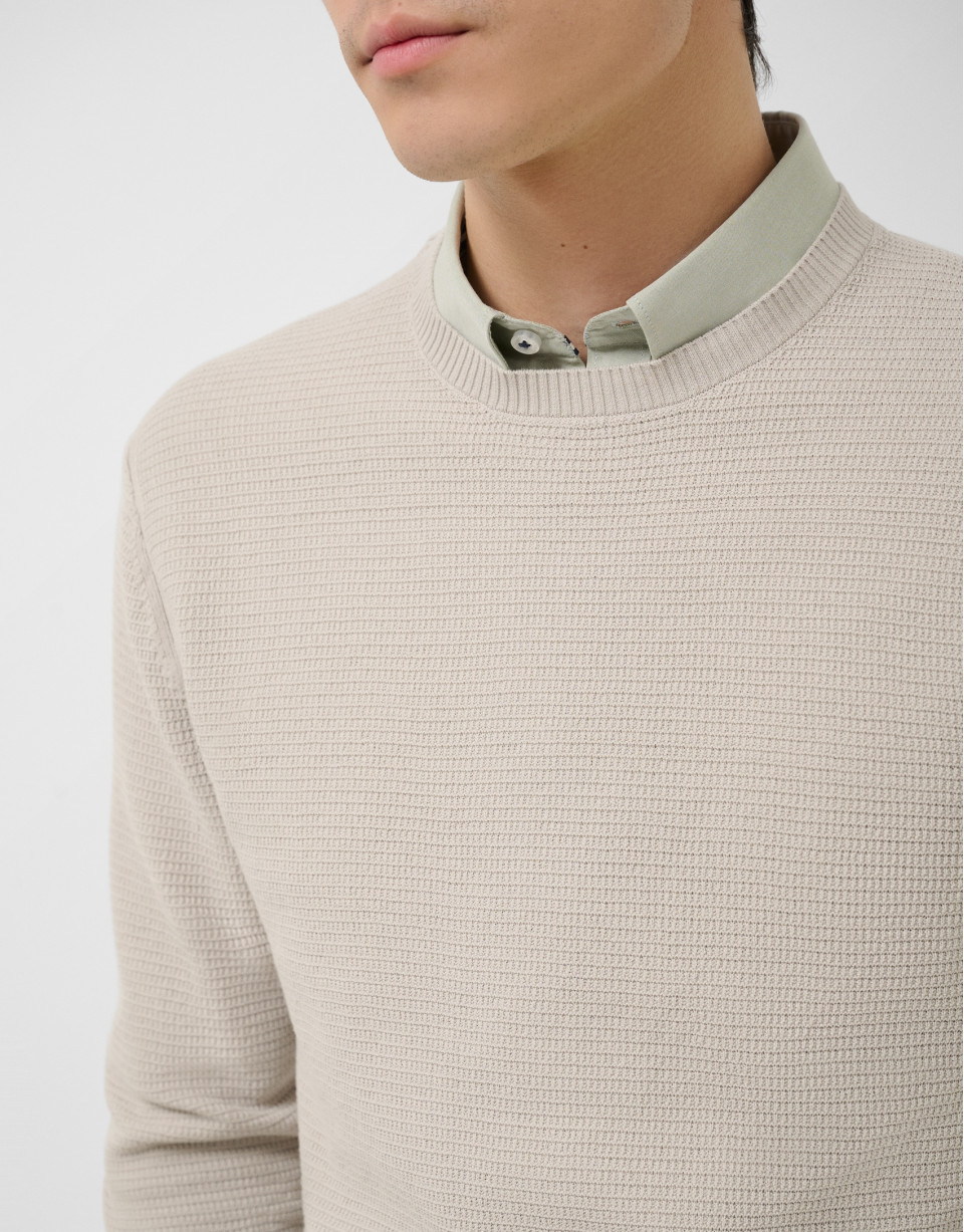 High twist sand-coloured structured jumper | Roberto Verino