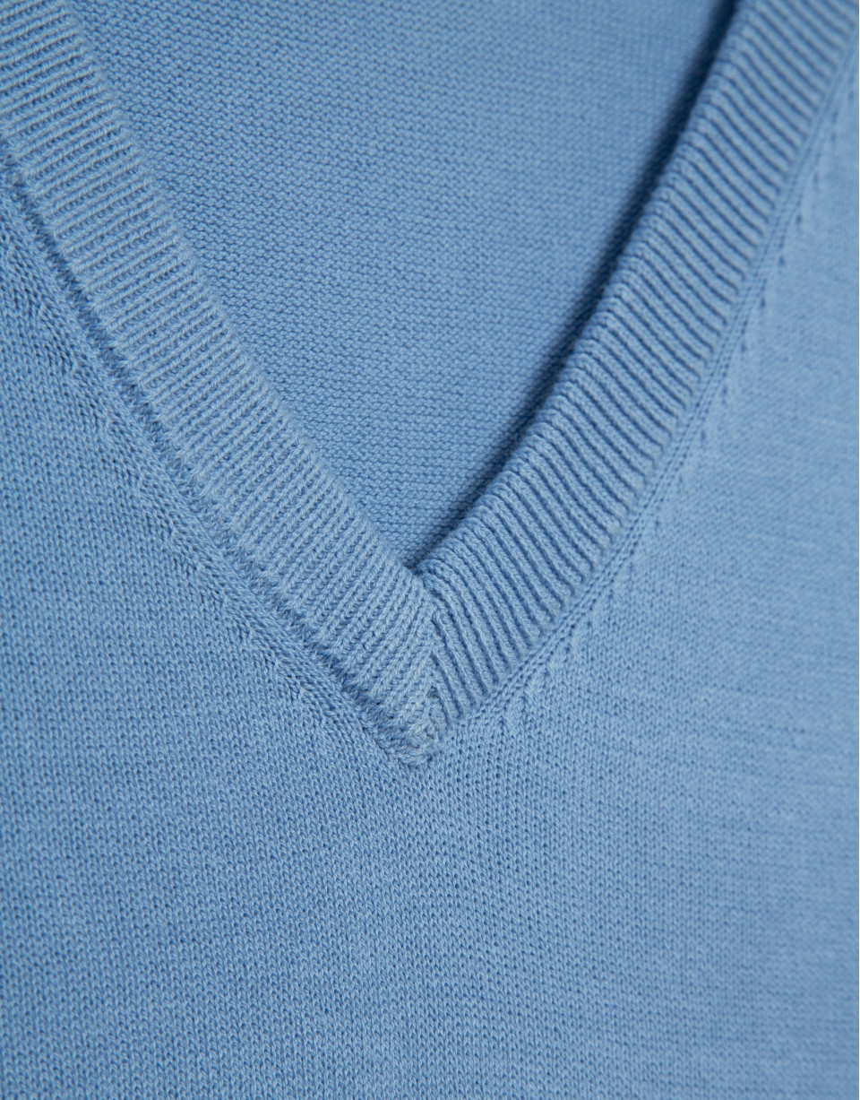 Light blue high twist V-neck jumper - Man | Roberto Verino