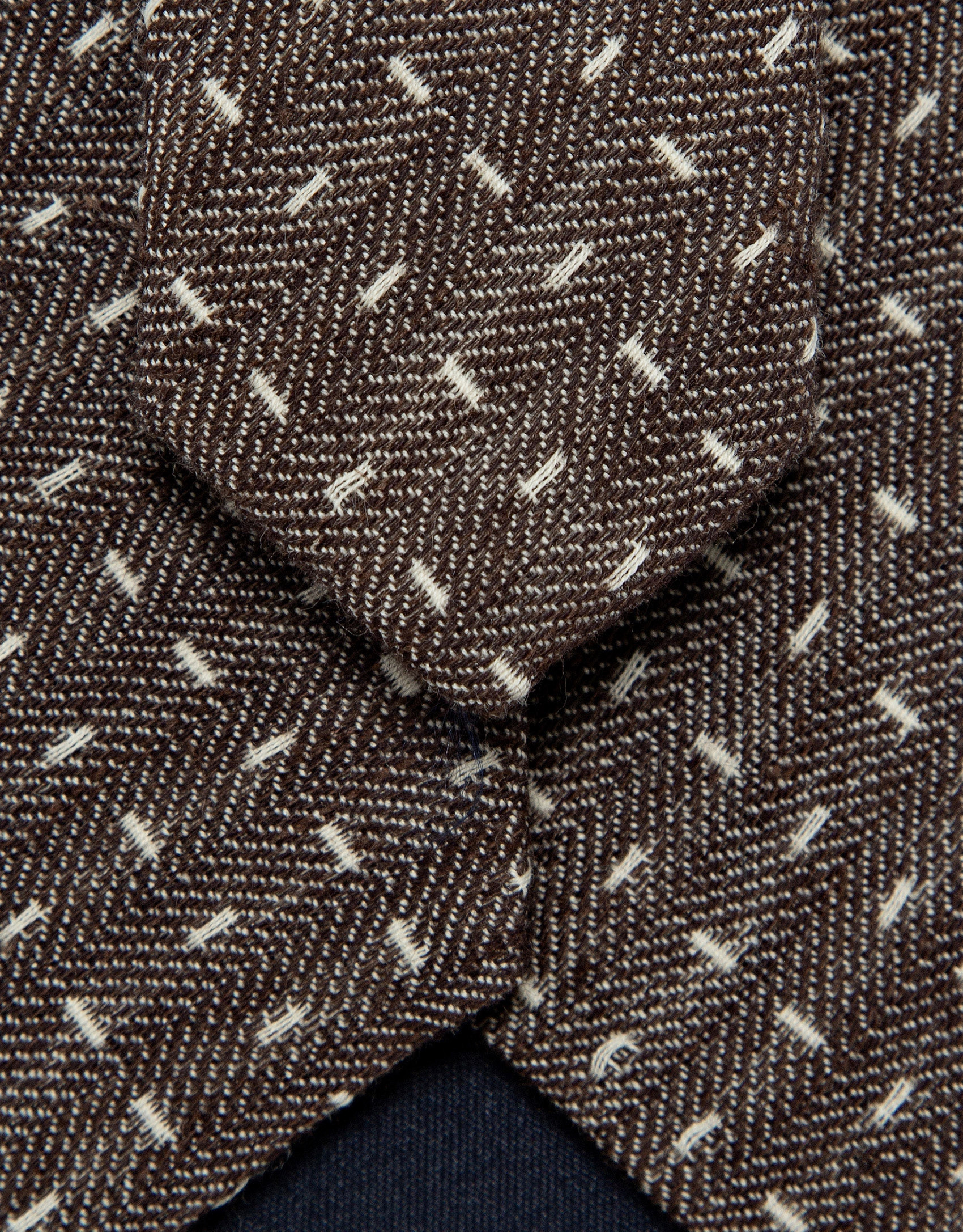 Herringbone silk/linen tie with geometric ... | Roberto Verino