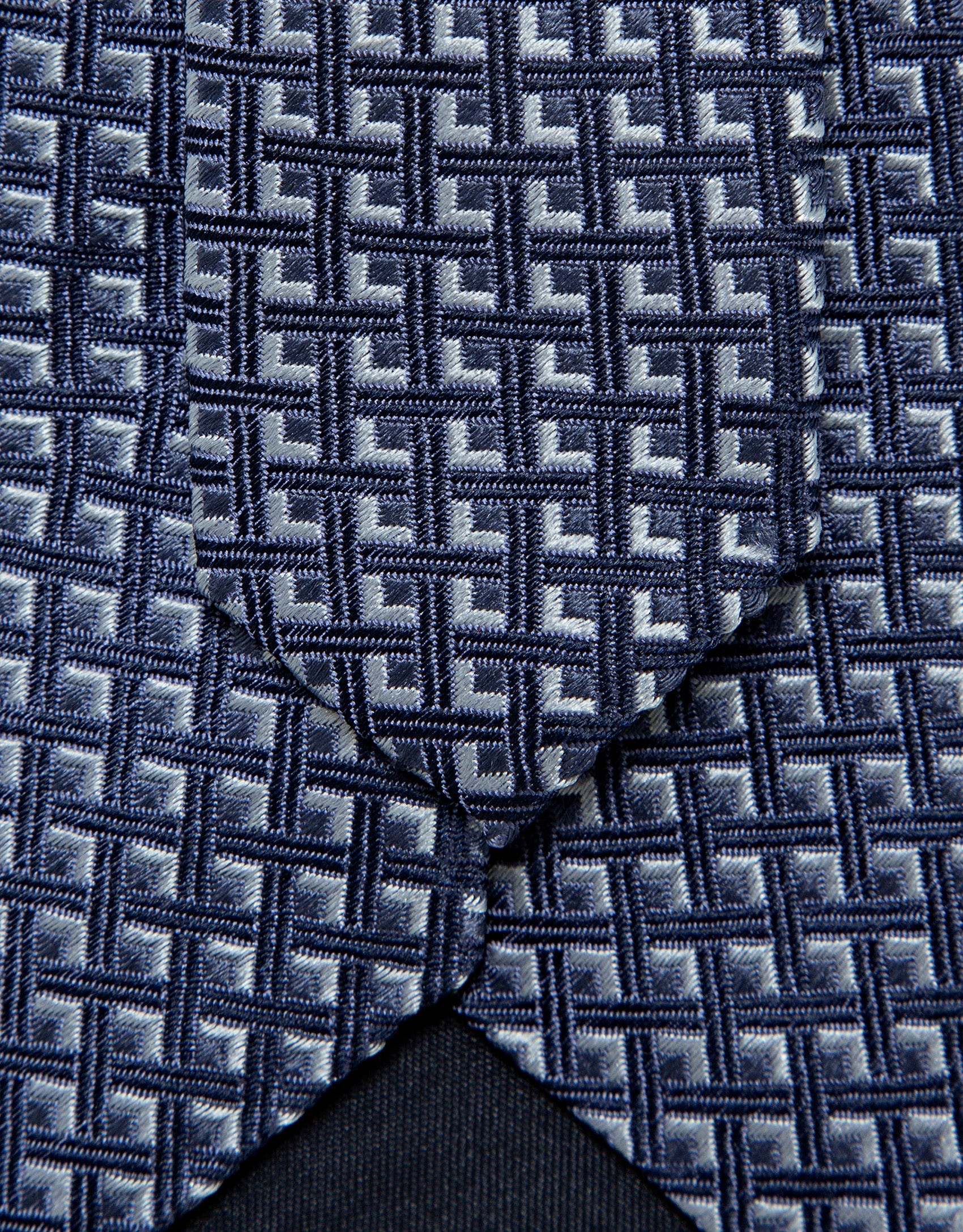 Blue geometric jacquard silk tie - Man - SS2026 | Roberto Verino