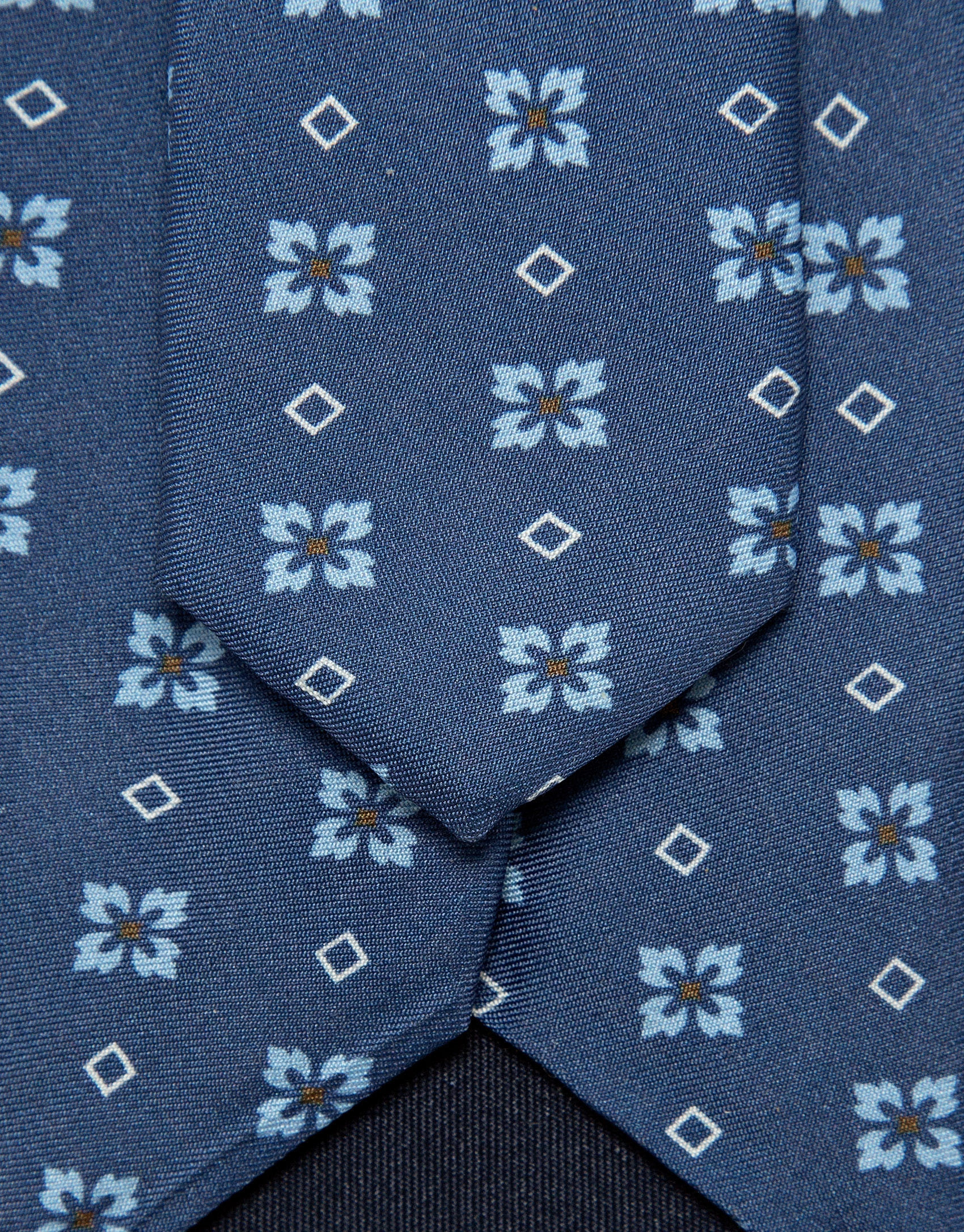 Indigo-toned silk tie - Man - SS2026 | Roberto Verino