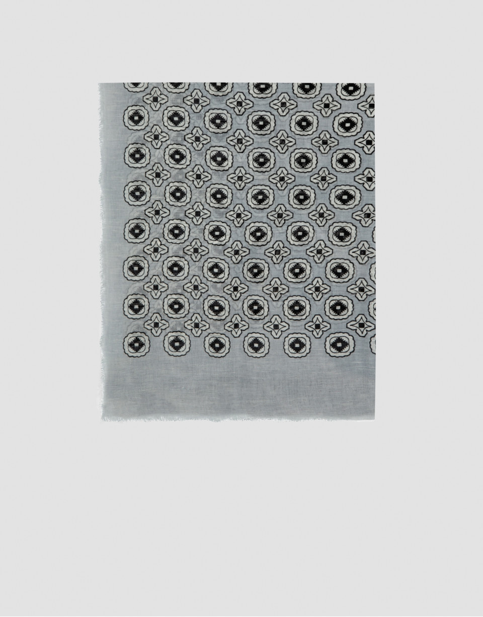 Grey scarf with blue and white geometric print | Roberto Verino