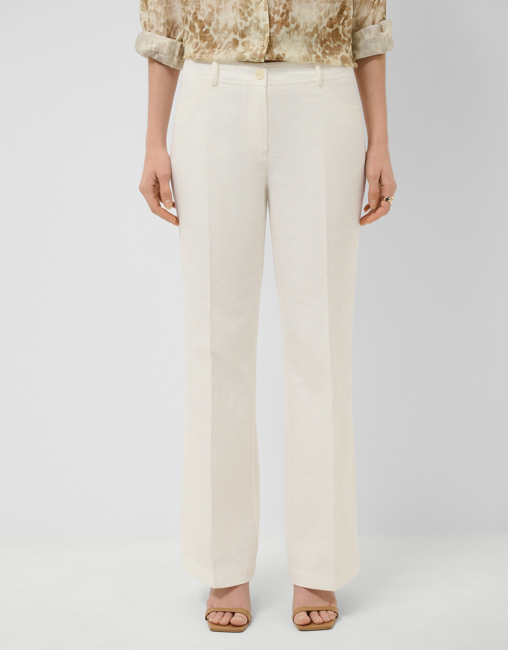 White cotton jacquard four-pocket trousers | Roberto Verino