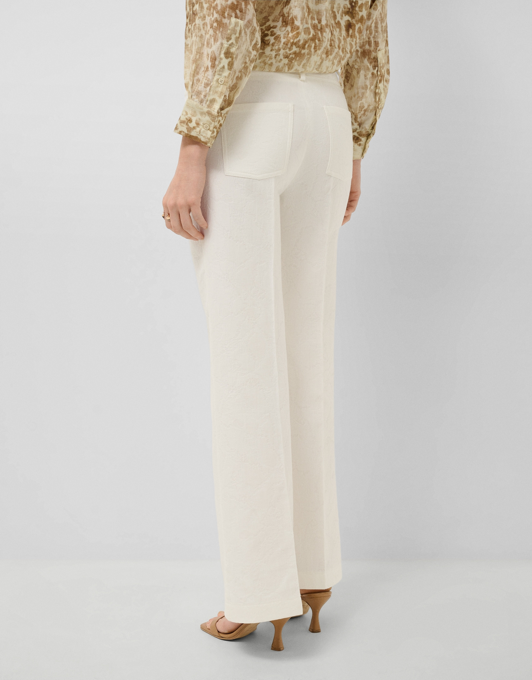 White cotton jacquard four-pocket trousers | Roberto Verino