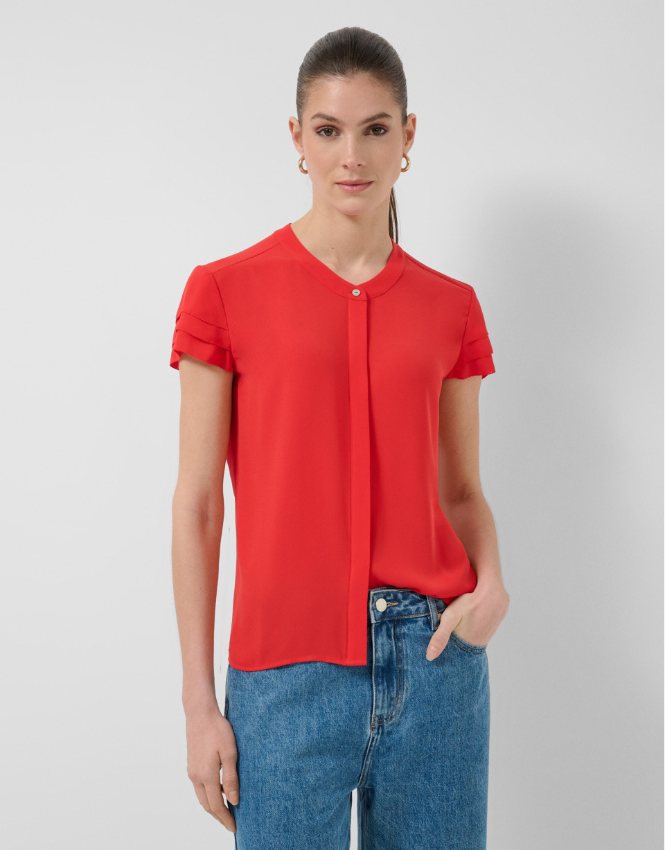 Red short-sleeved blouse with ruffles - Woman | Roberto Verino