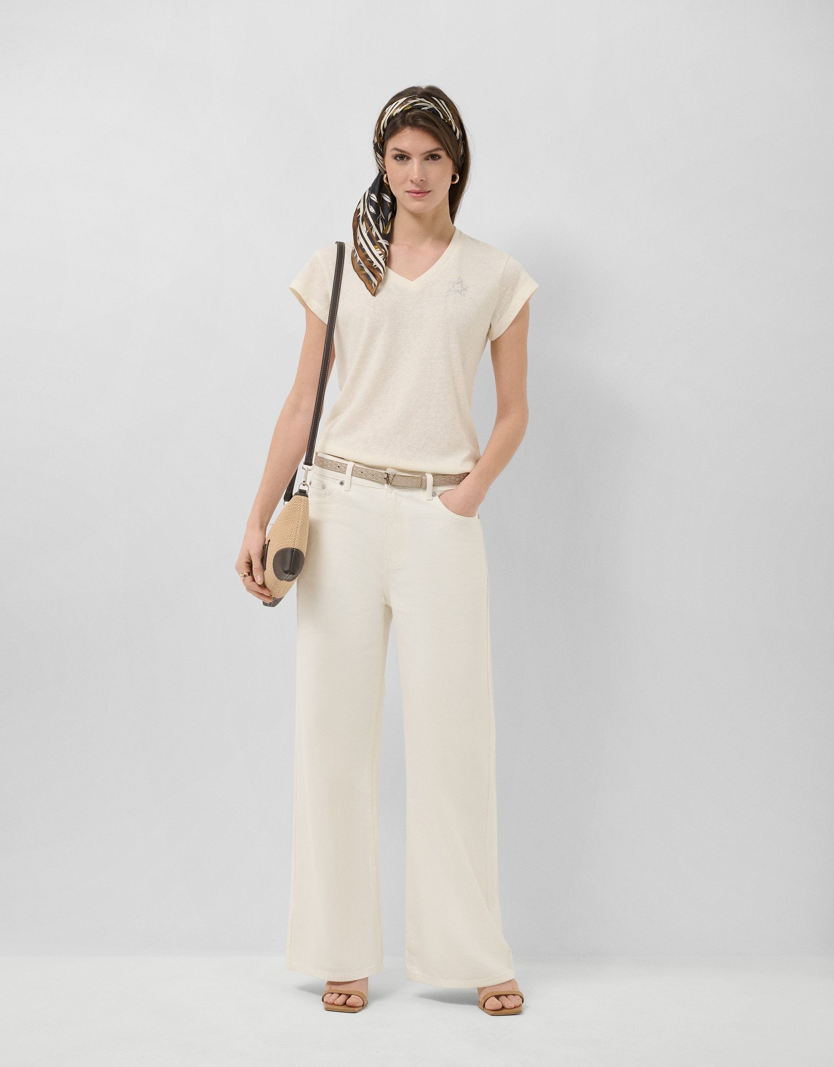 White lightweight cotton V-neck T-shirt - Woman | Roberto Verino