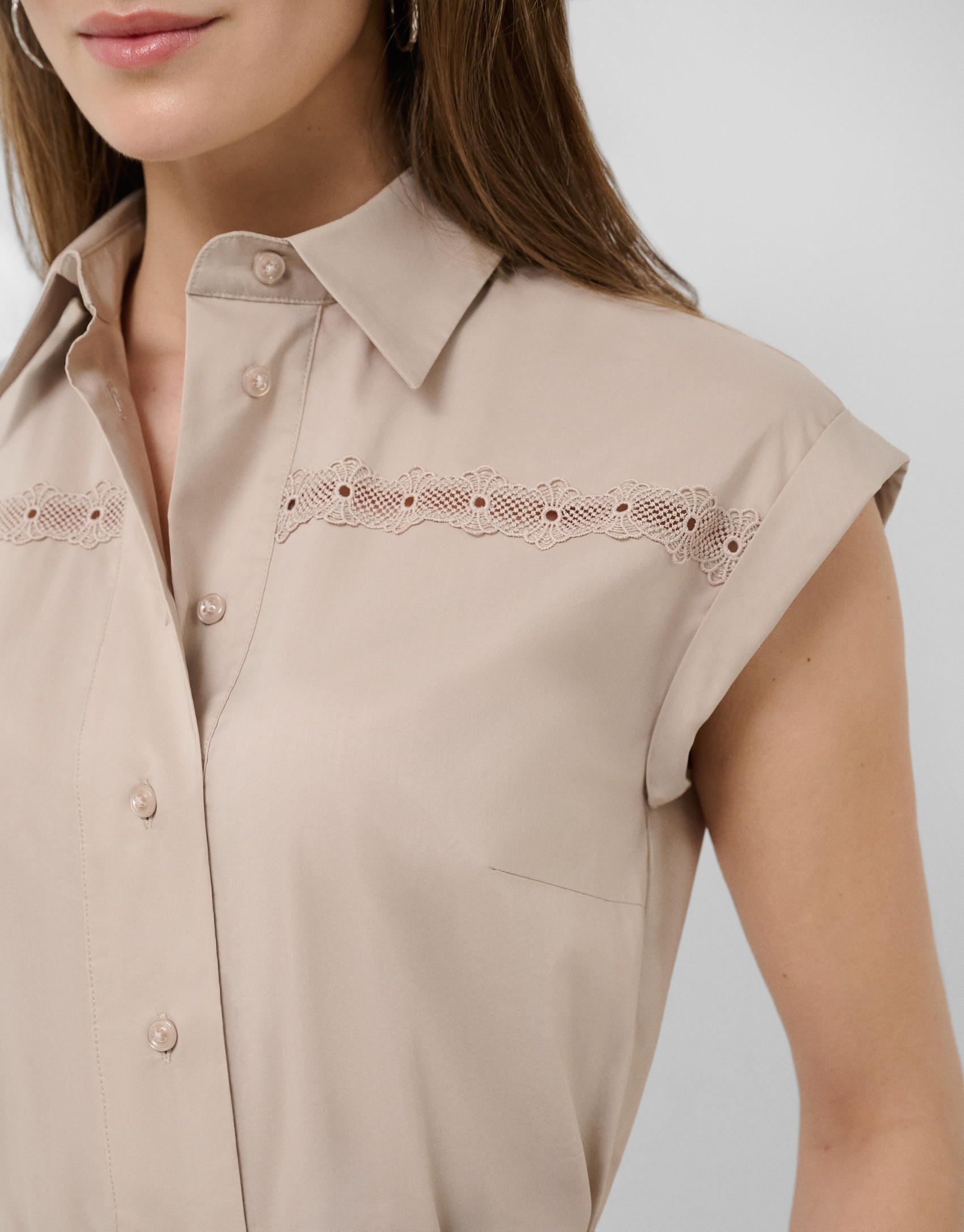 Vestido midi camisero cámel con tiras de encaje | Roberto Verino