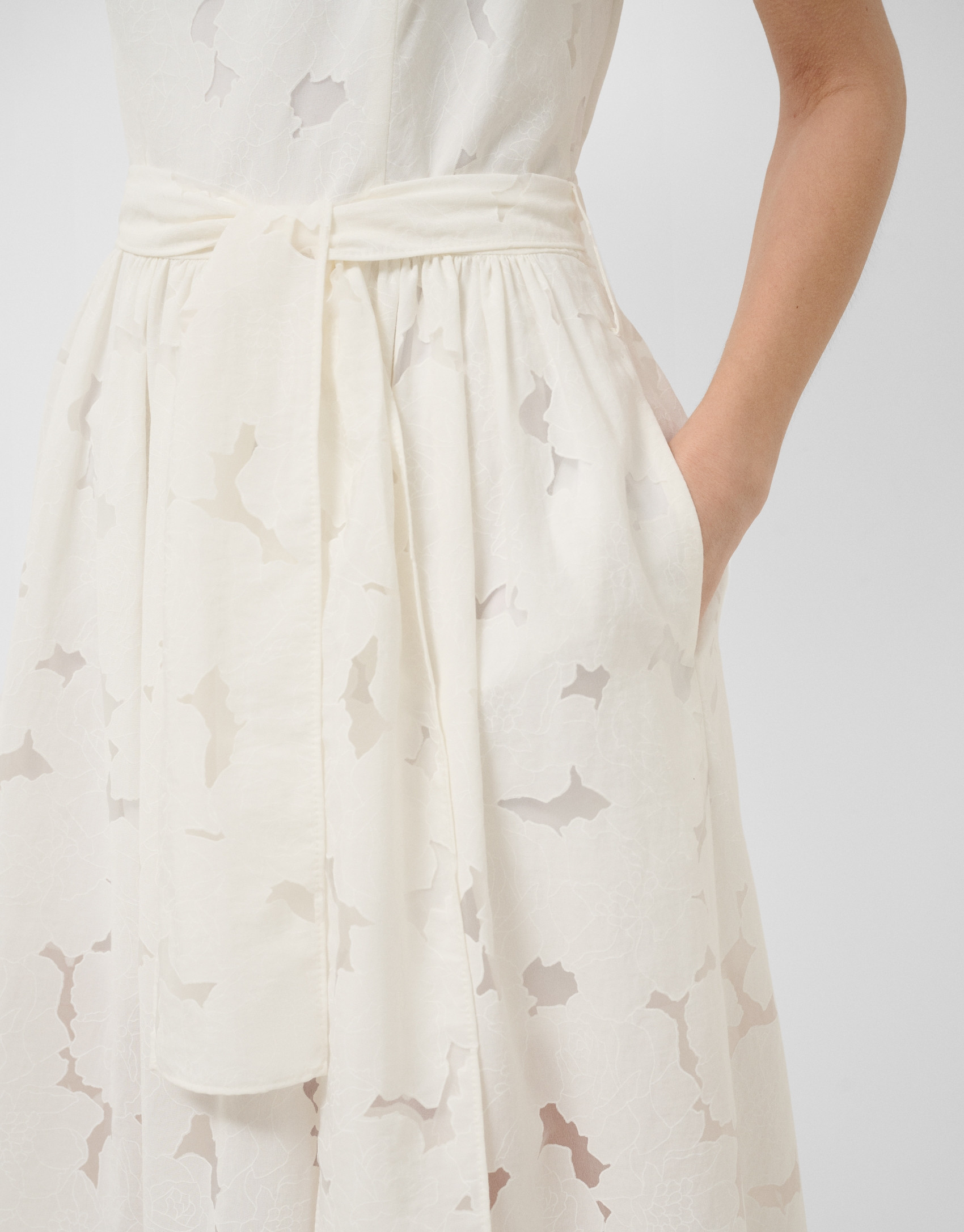 Vestido tirantes devoré blanco con estampado... | Roberto Verino