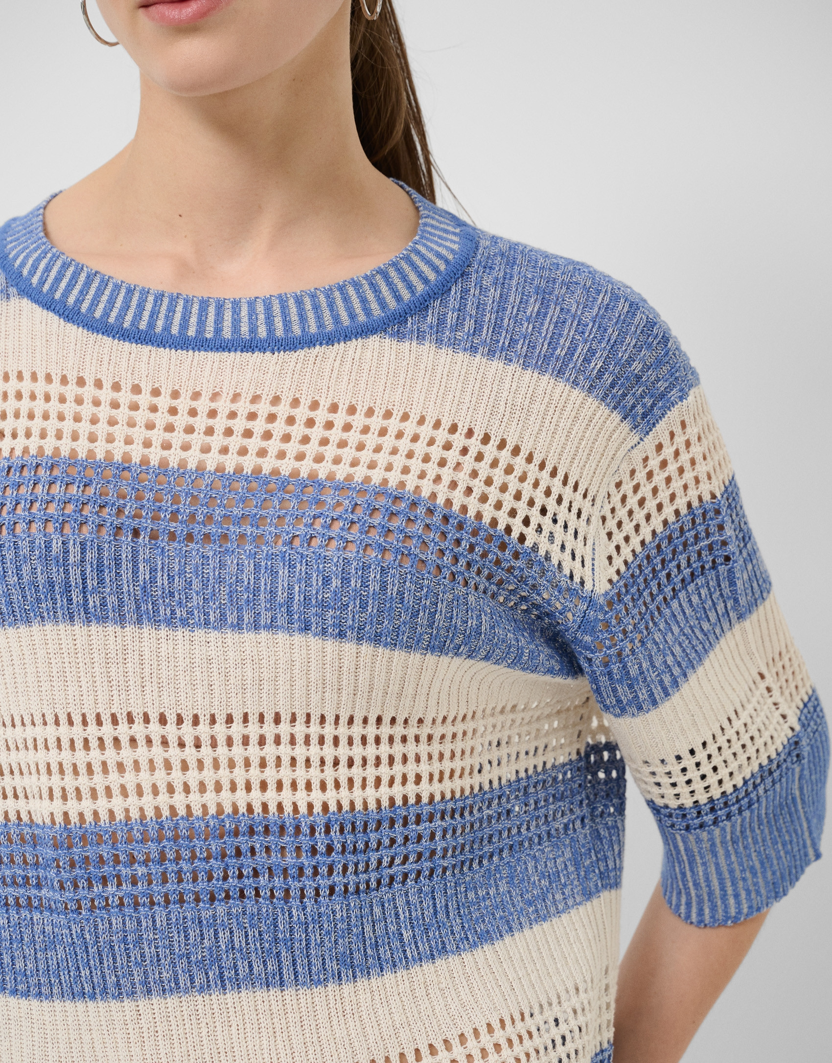 Ecru/blue striped three-quarter sleeve jumper | Roberto Verino