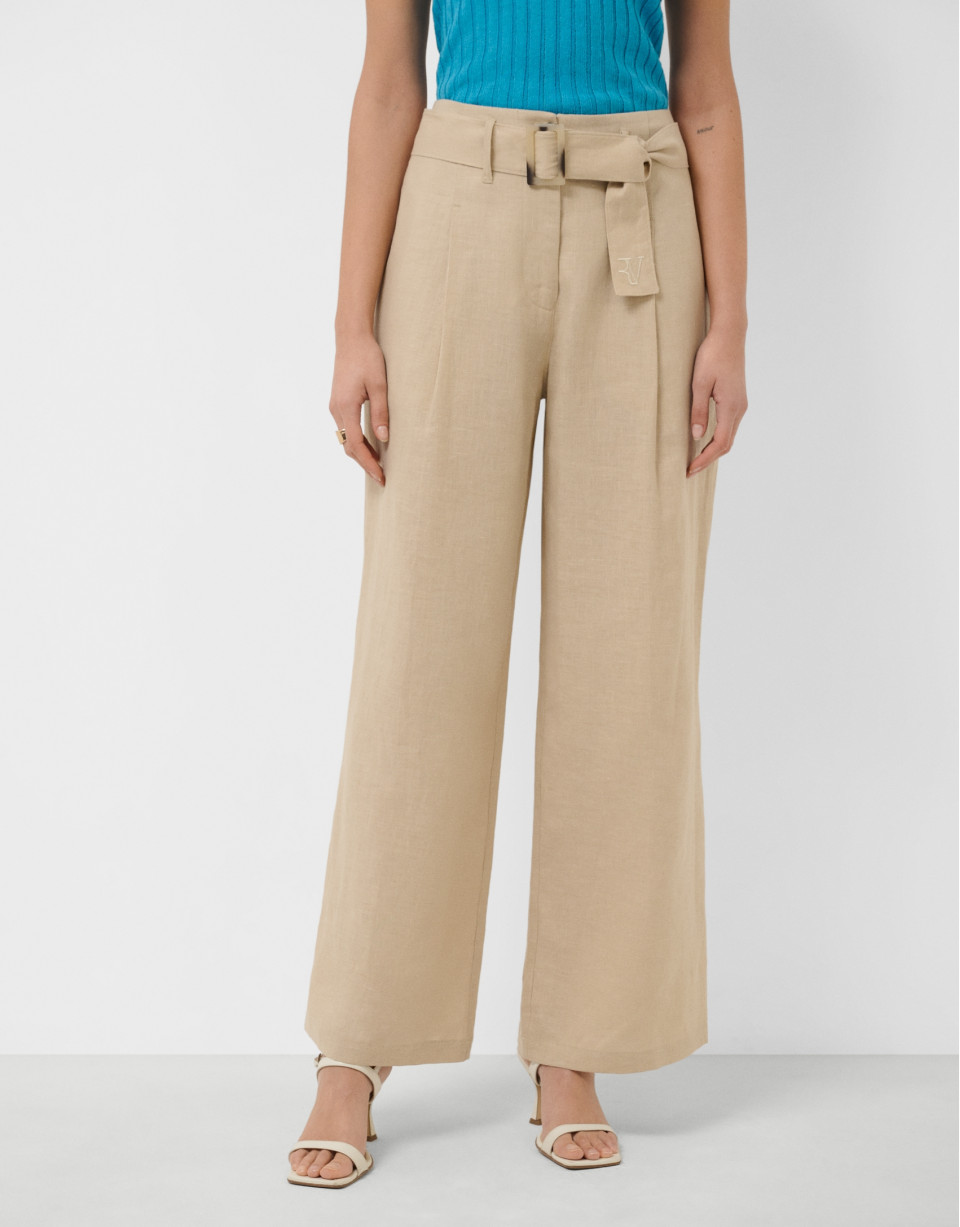 Pantalón fluido tonos beige claro con cinturón | Roberto Verino