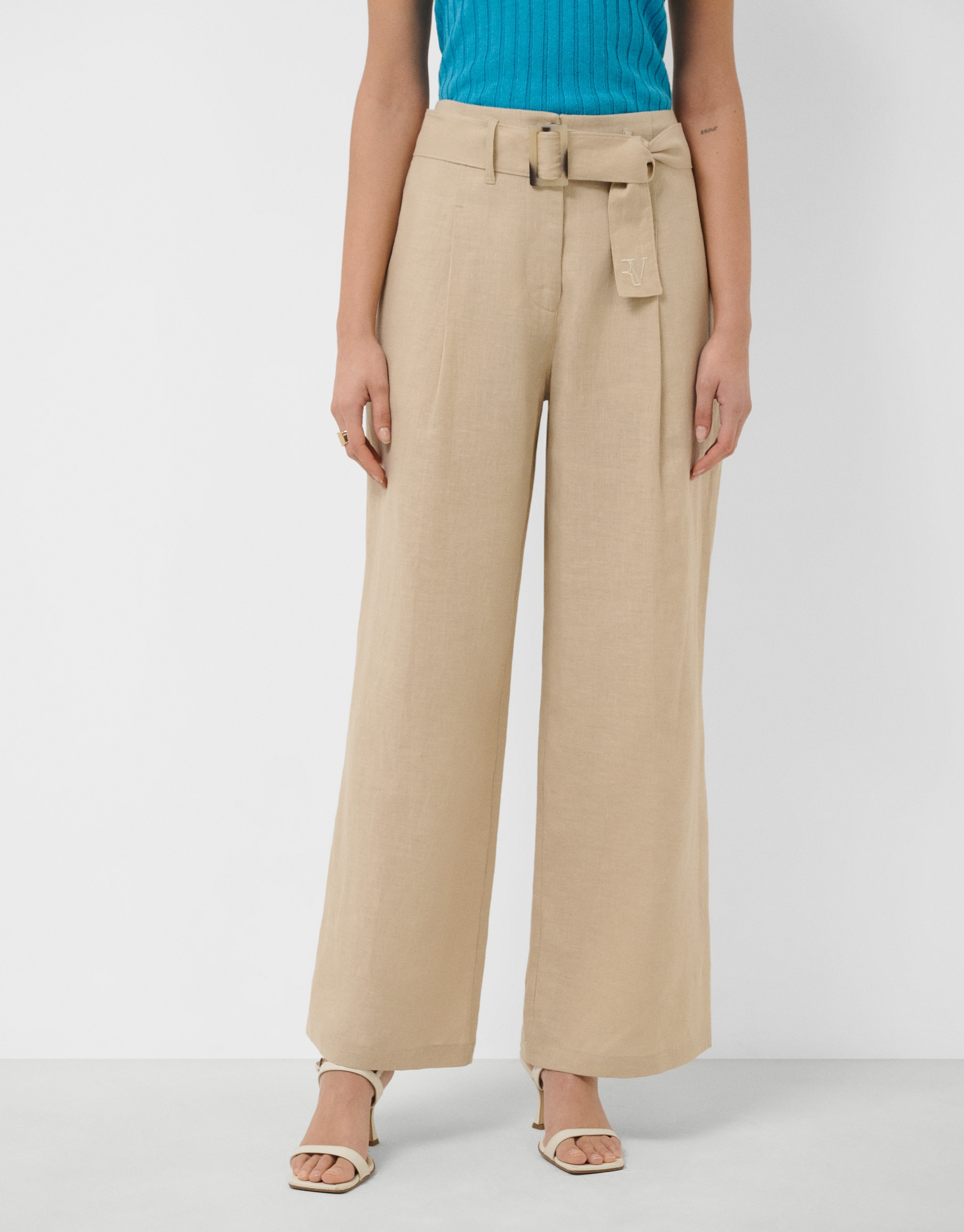 Light beige flowing trousers with belt - Woman | Roberto Verino
