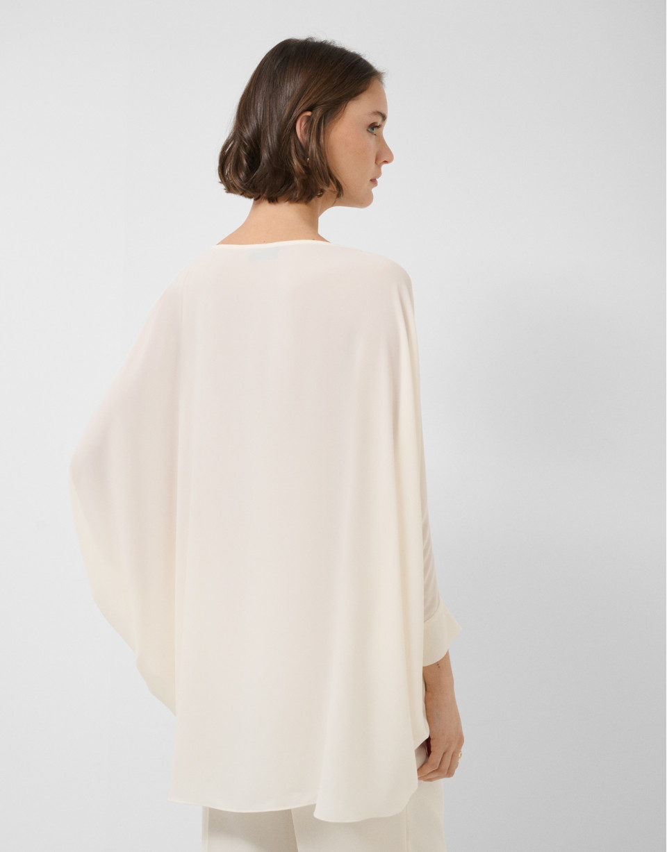 Long, flowing ecru blouse - Woman - SS2026 | Roberto Verino