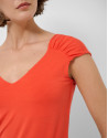 Camiseta hombro fruncido rojo coral - Mujer | Roberto Verino
