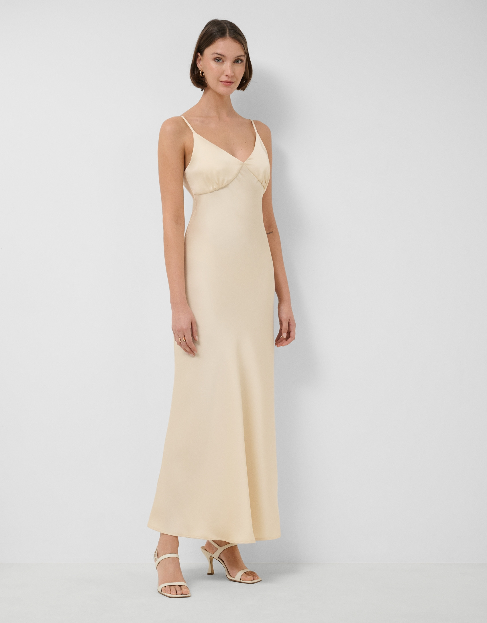 Beige strappy slip dress - Woman - SS2026 | Roberto Verino