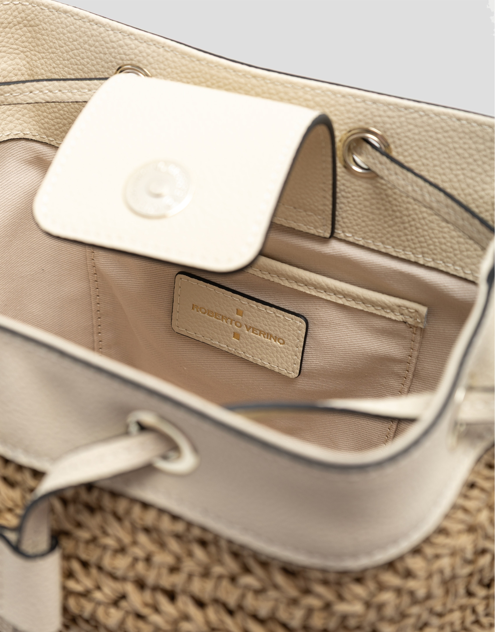 Jimena Bucket clutch bag in ecru - Woman | Roberto Verino