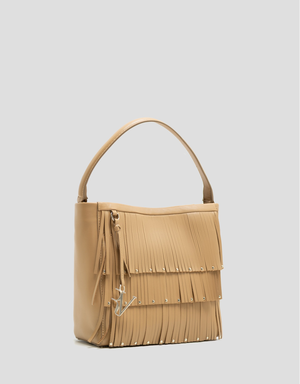 Chloe Bucket Bag in hazelnut leather with fringe | Roberto Verino