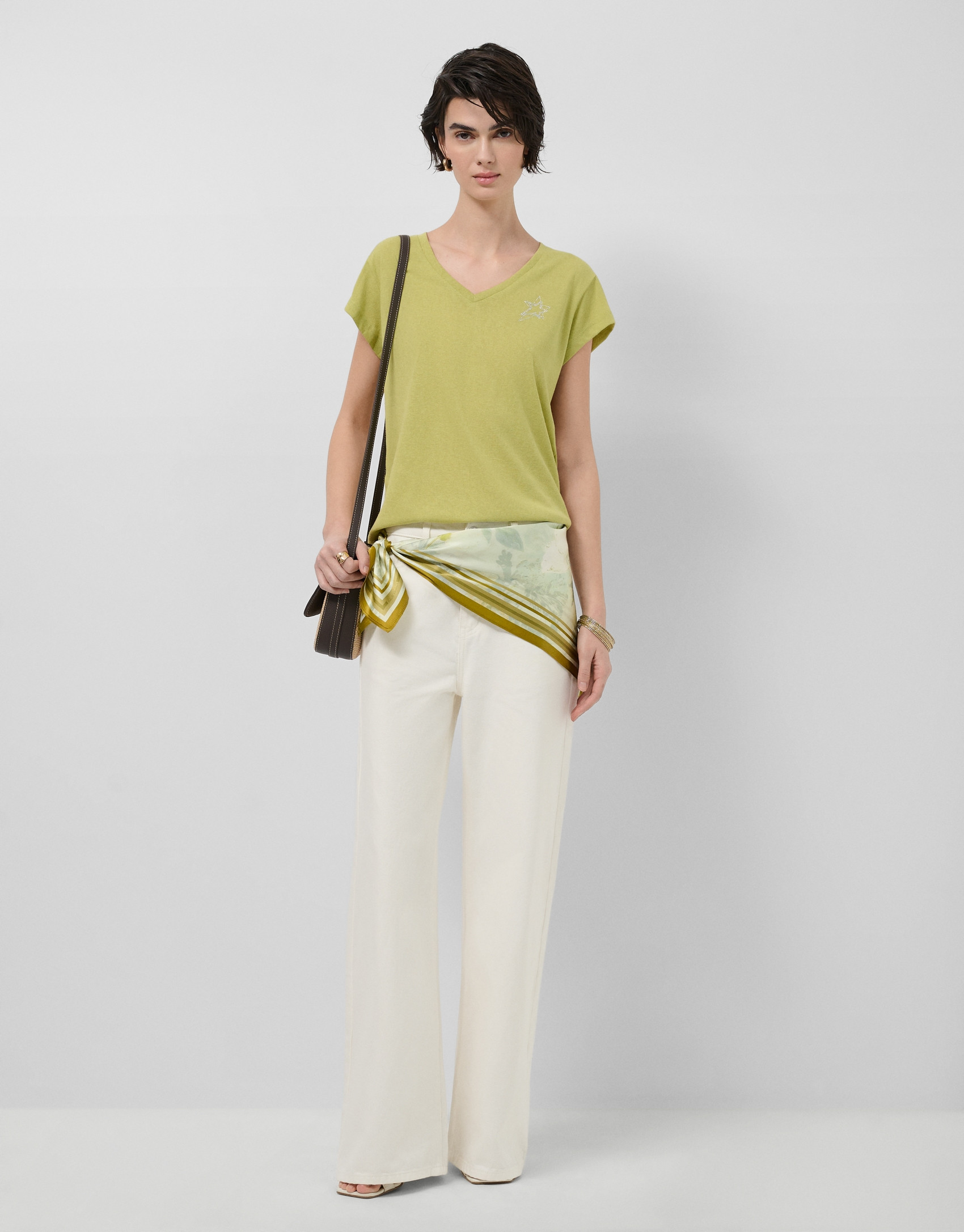 Green silk scarf with floral print - Woman | Roberto Verino