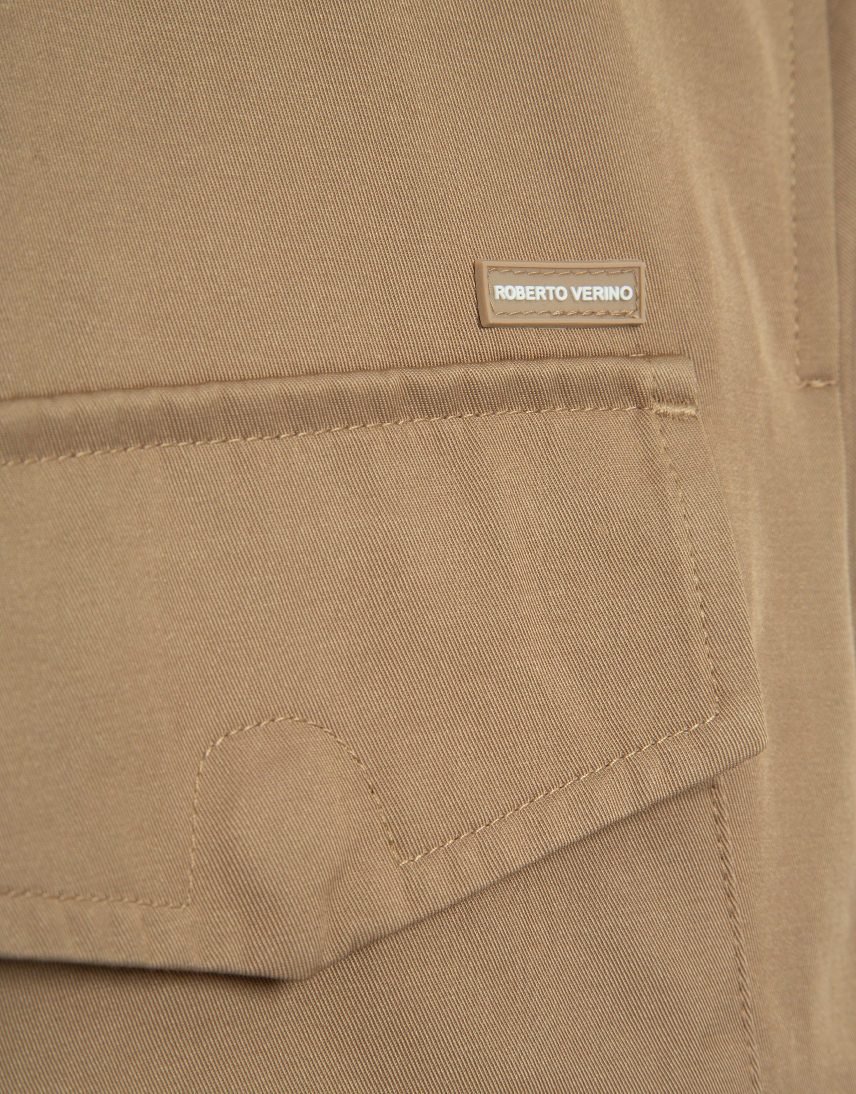 Parka cuatro bolsillos camel - Hombre - PV2026 | Roberto Verino